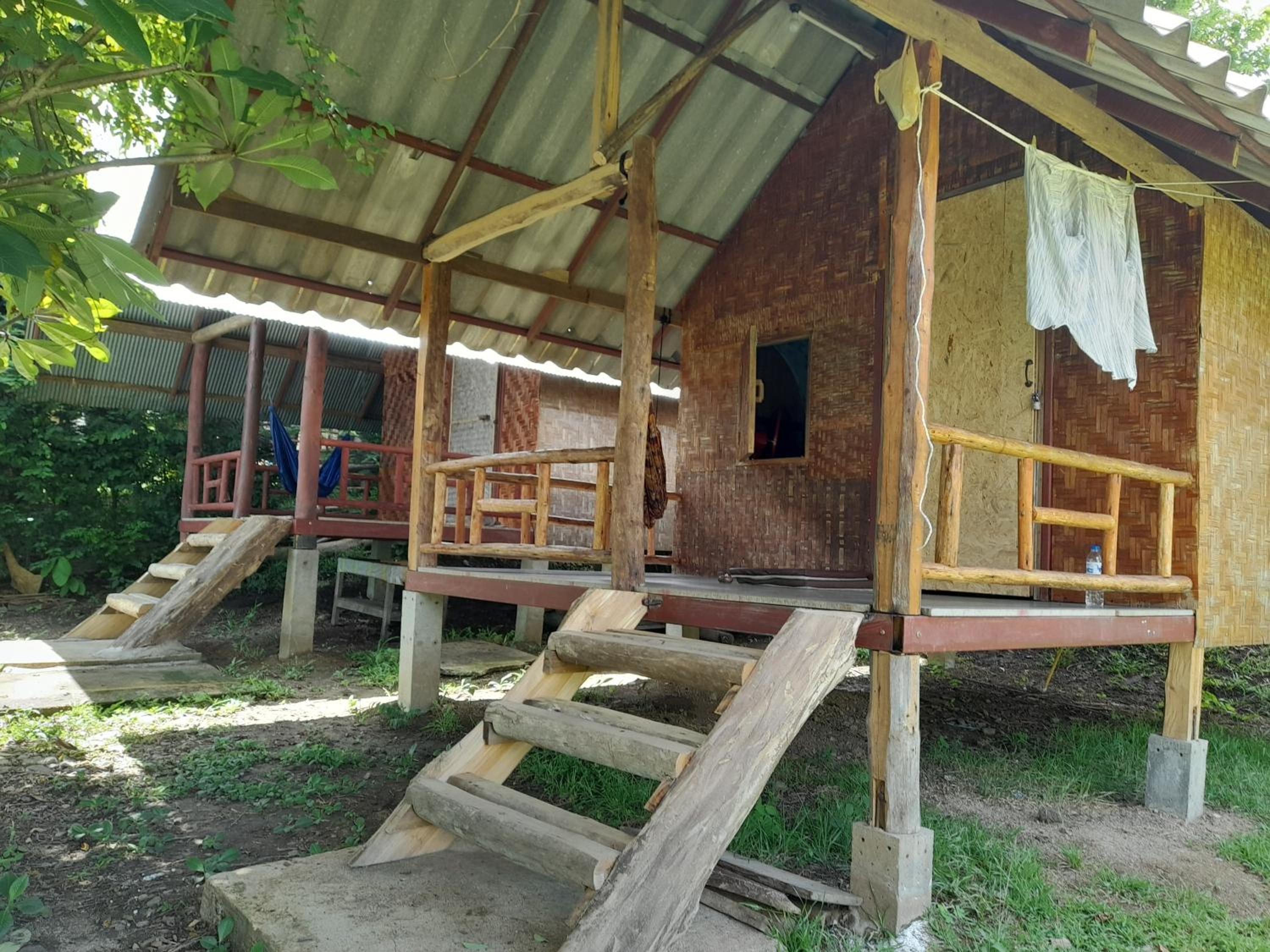 Bungalow photo 2