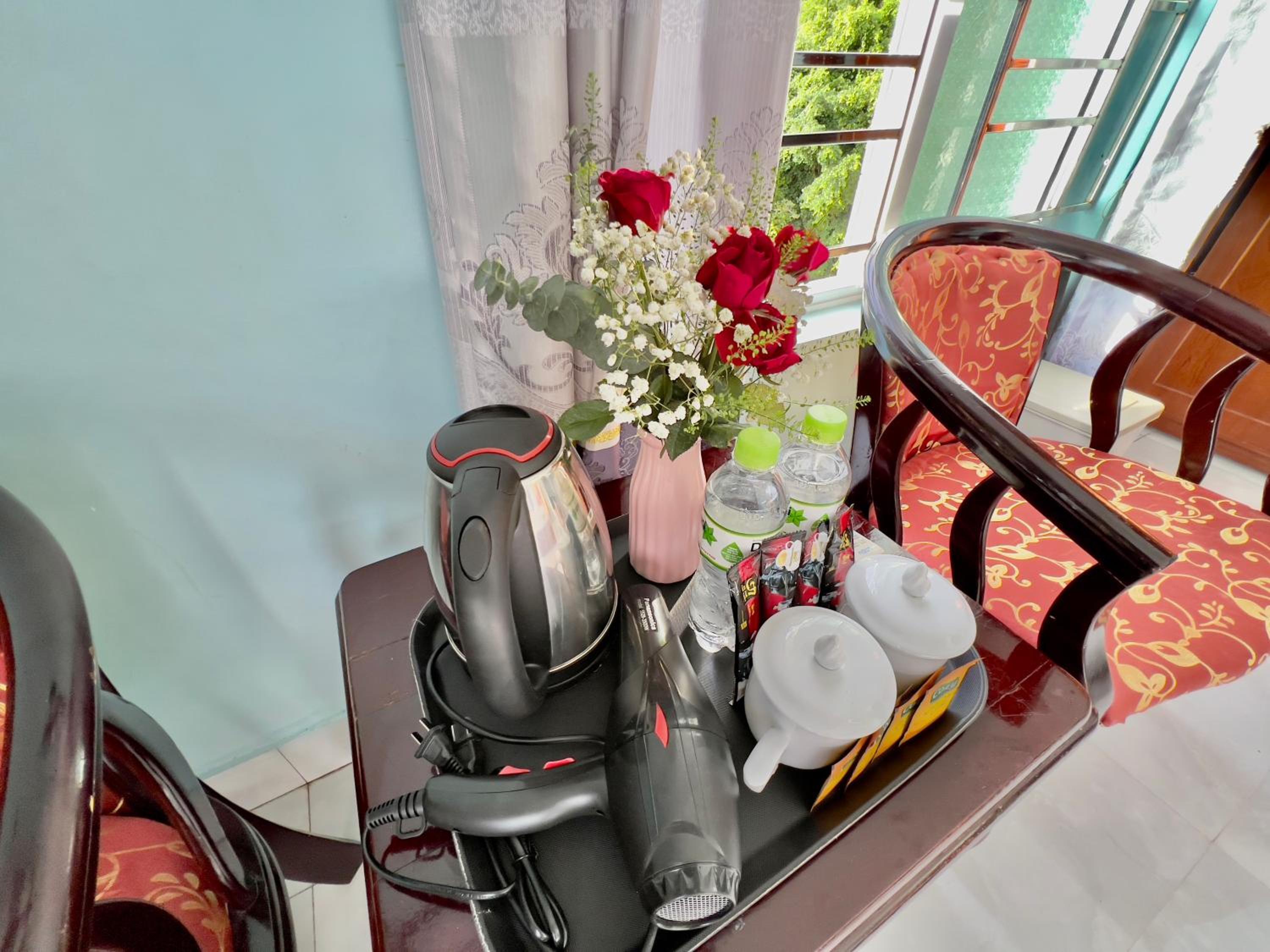 Double or Twin Room with Side Sea View photo 3