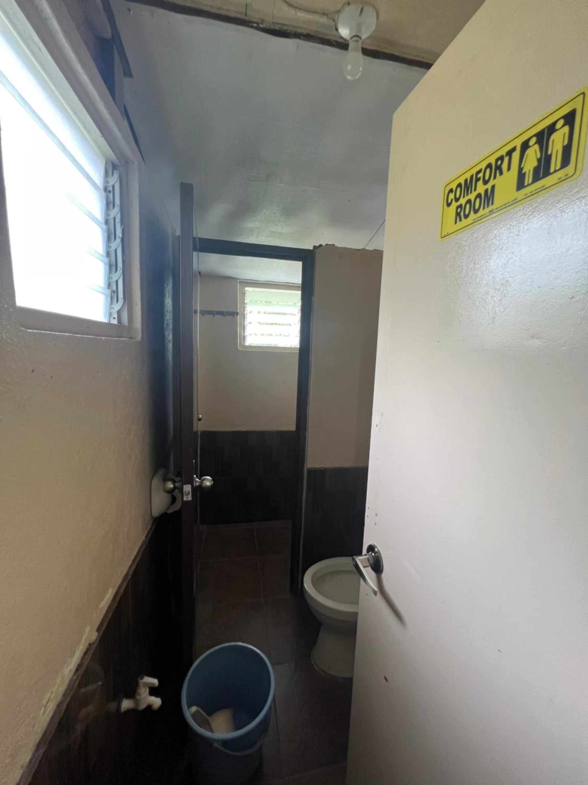 Family Room with Bathroom - Photo 7