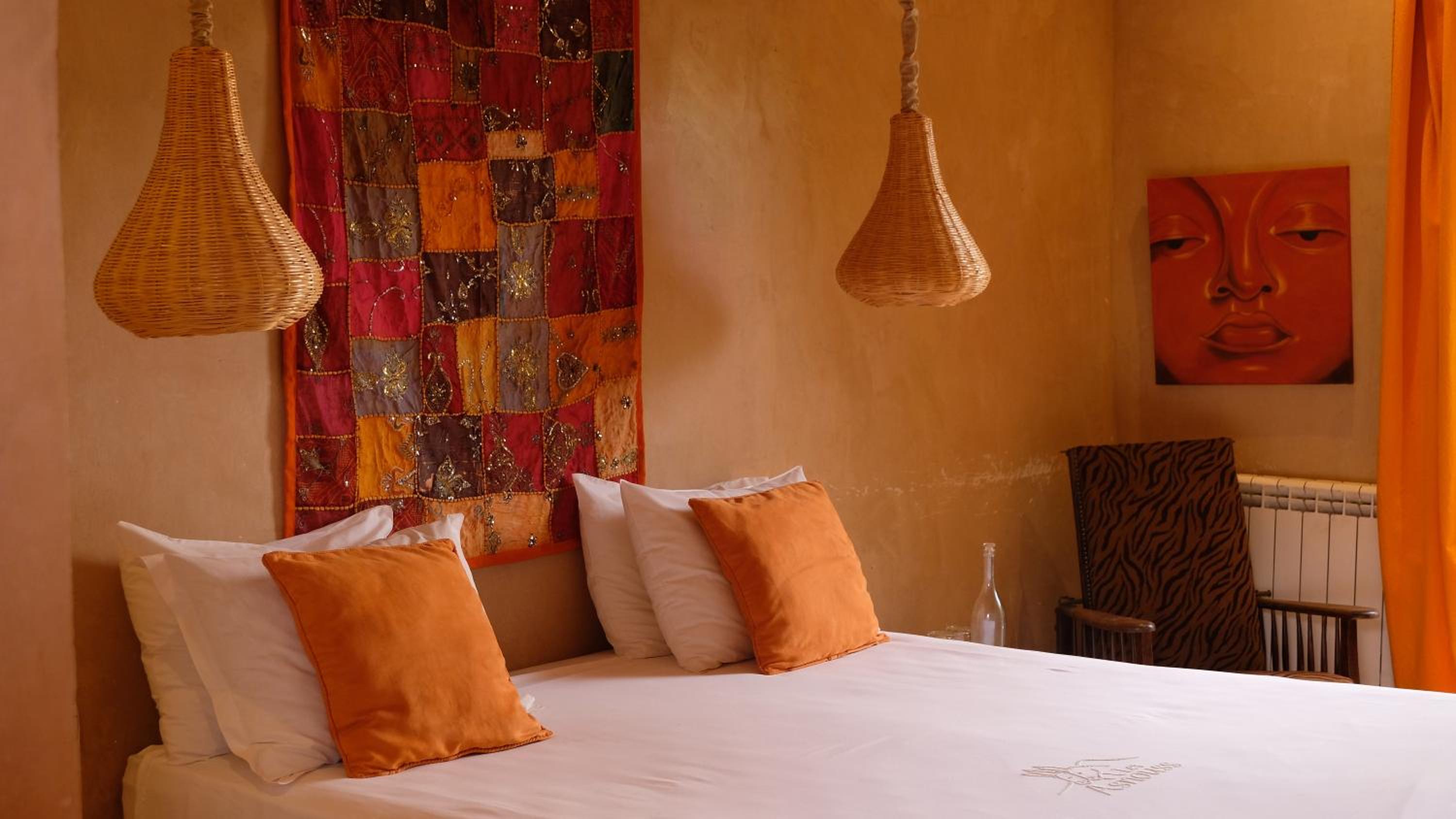 Deluxe Suite - Photo 14