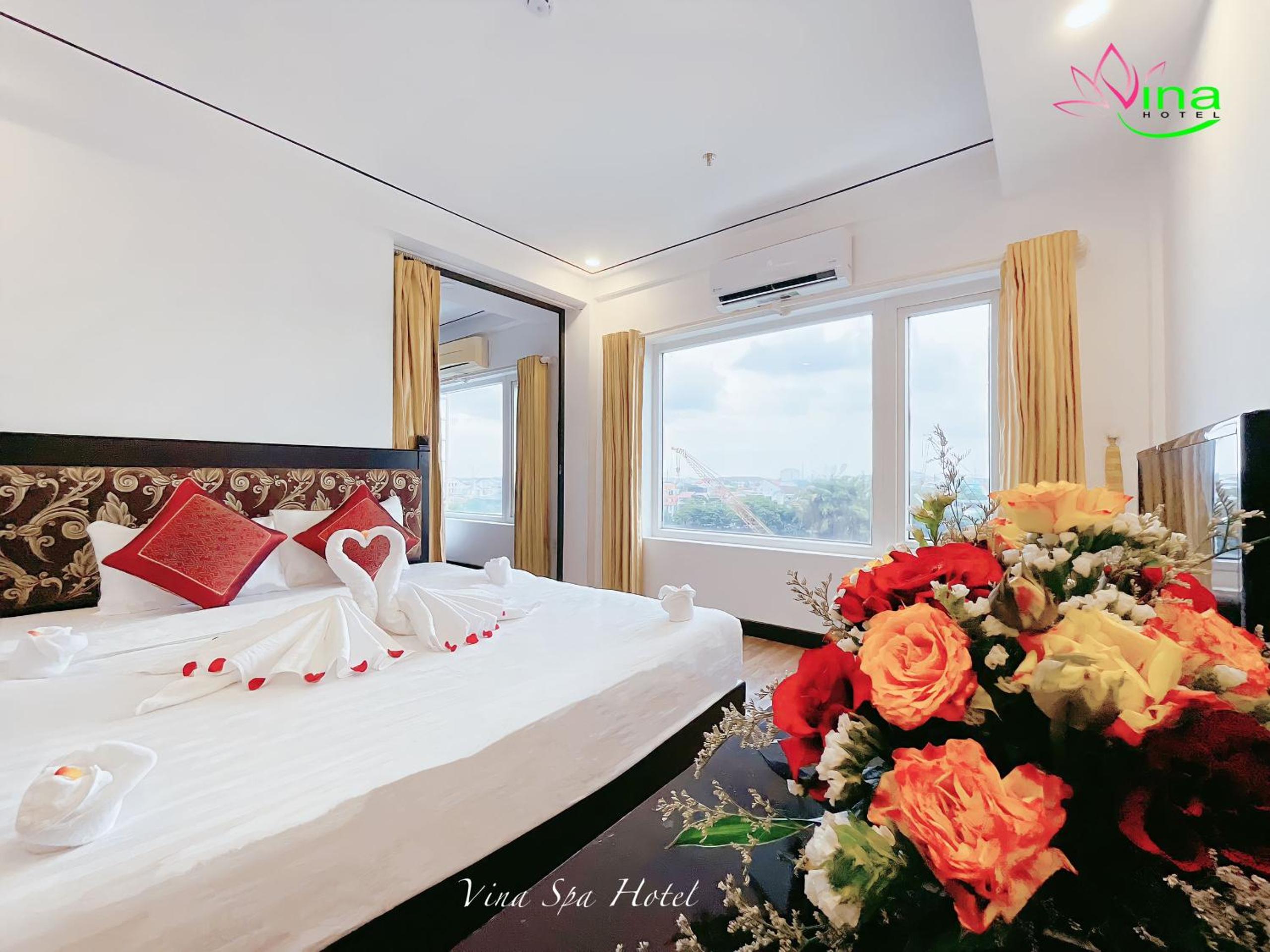 Deluxe Family Room with Garden View photo 1