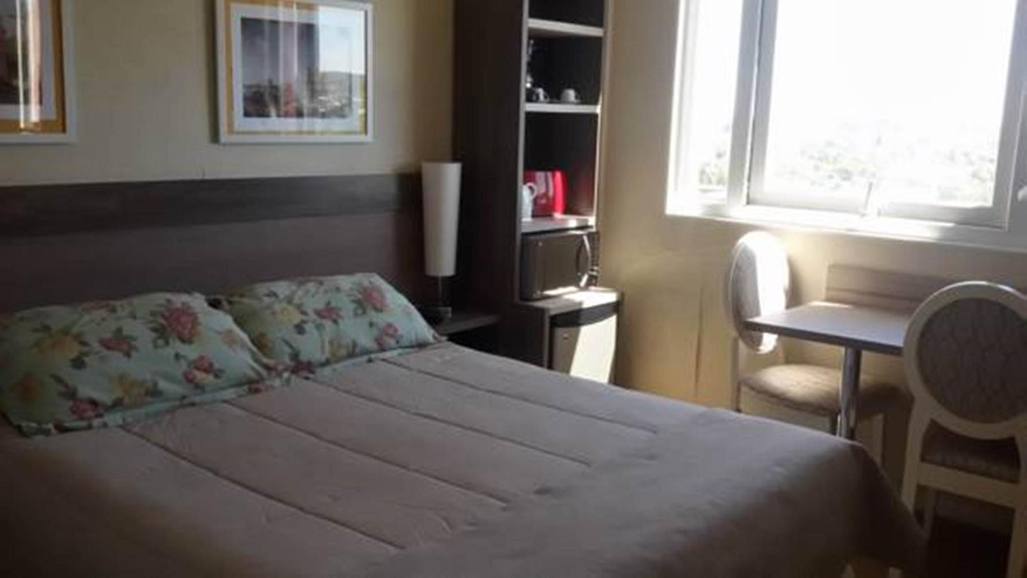 Double Room with Private Bathroom photo 3