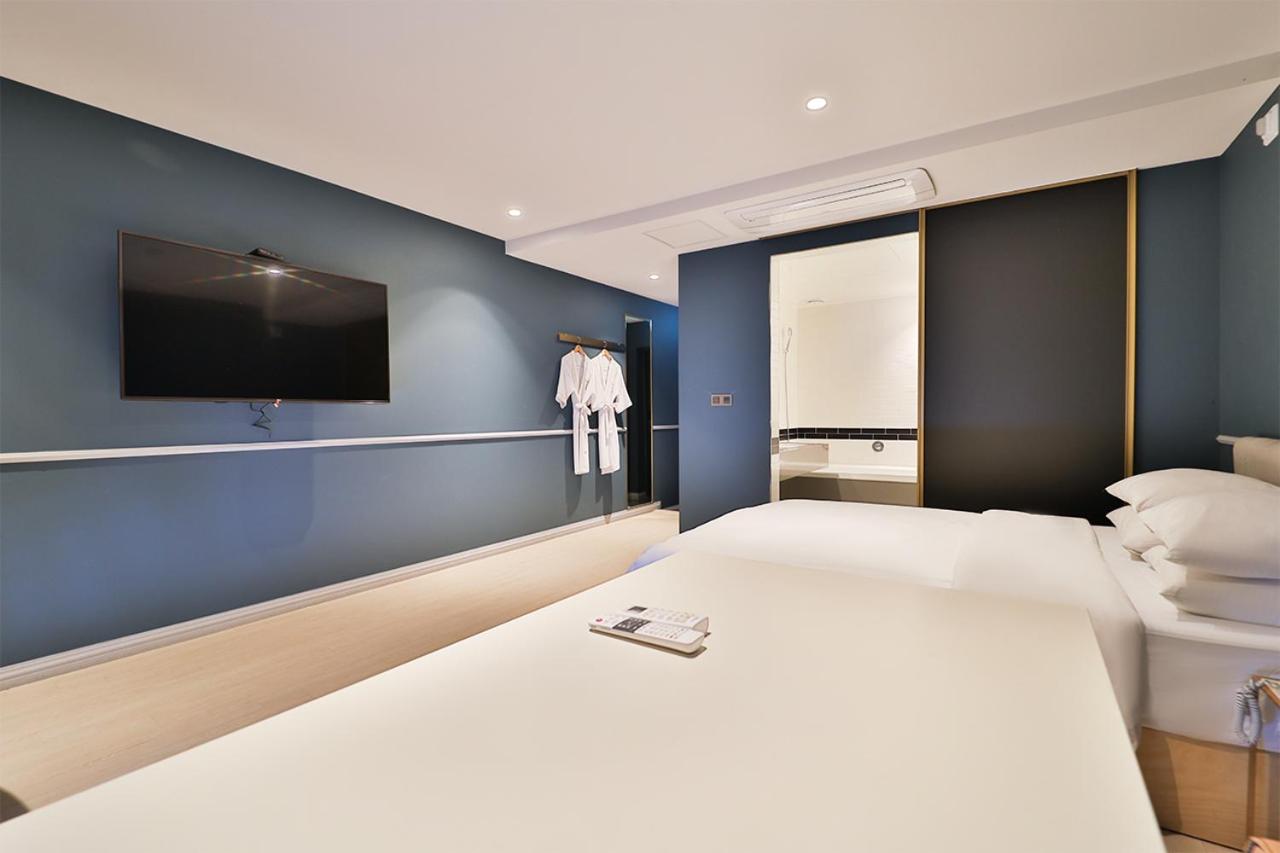 Superior Queen Room photo 2
