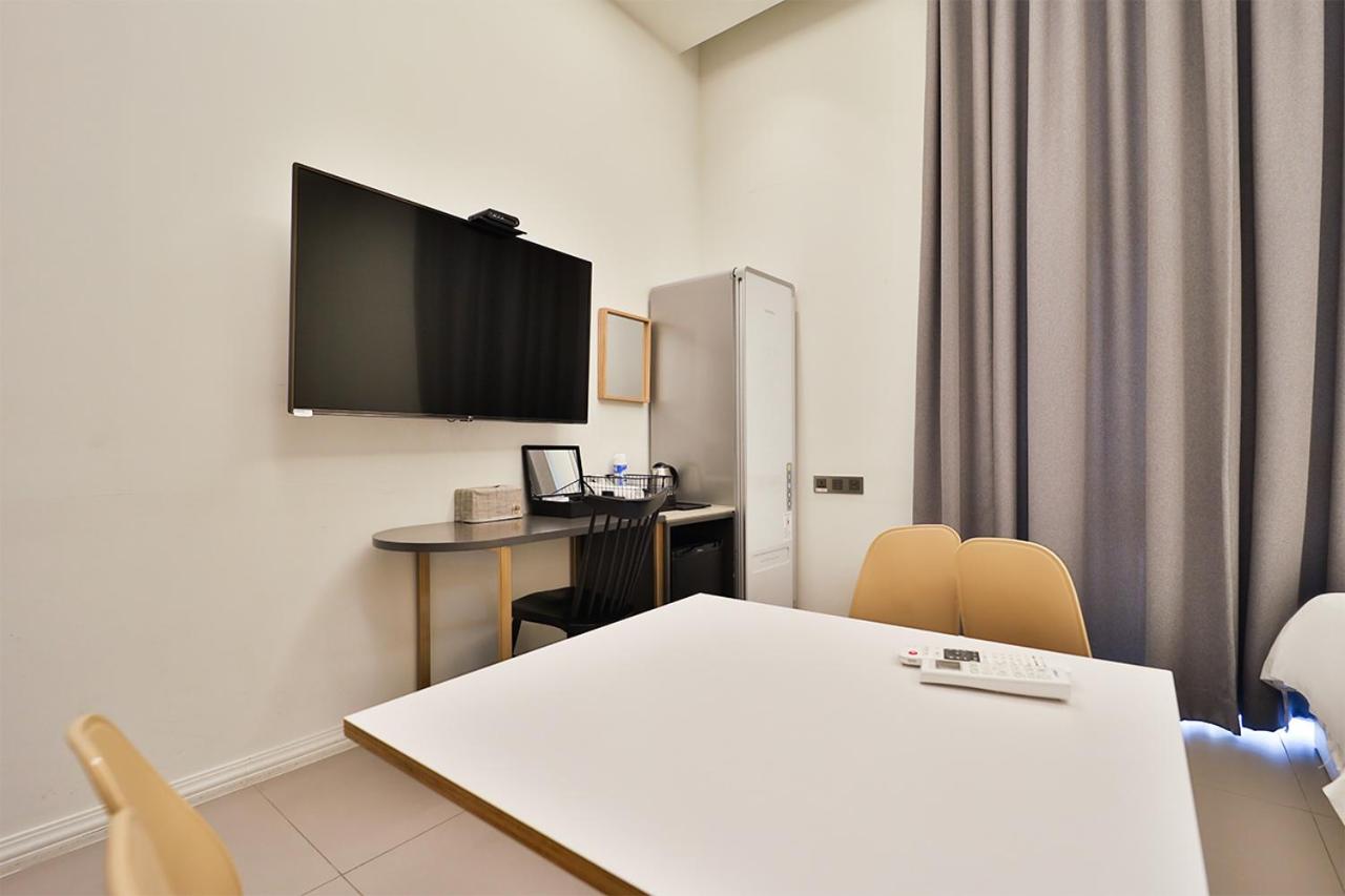 Superior Double or Twin Room photo 3