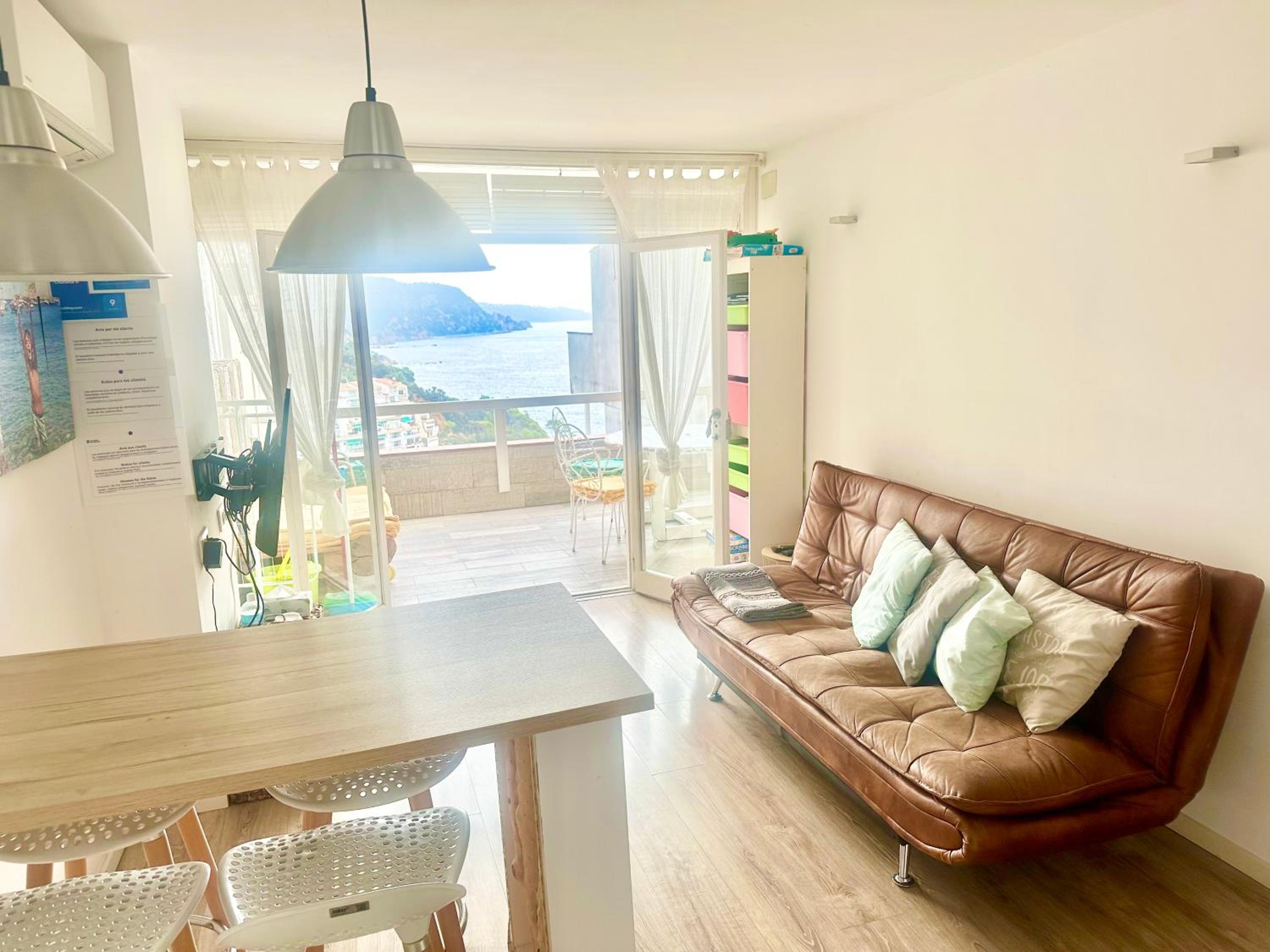 Apartamento con vista al mar