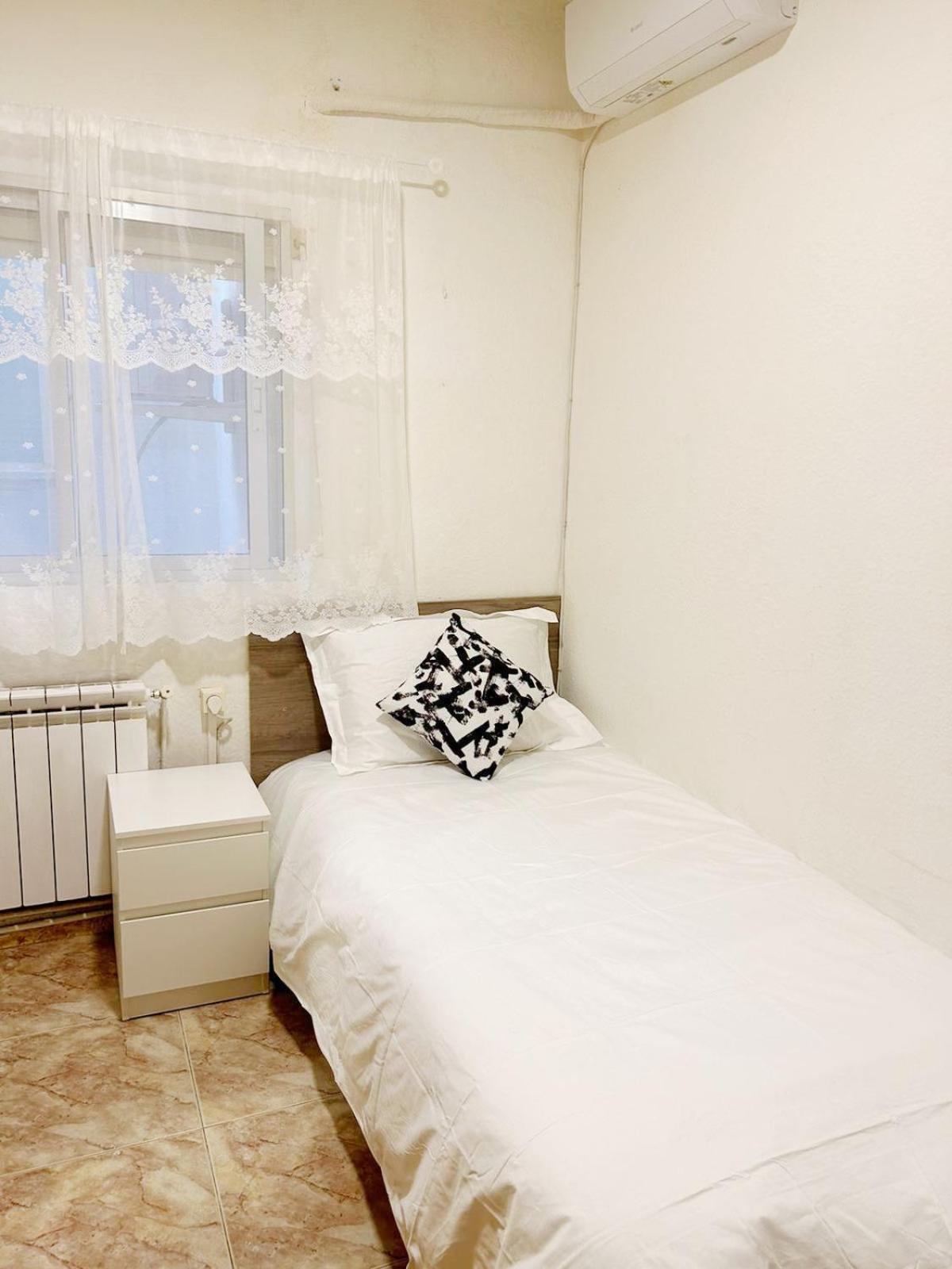 Habitación individual con baño privado