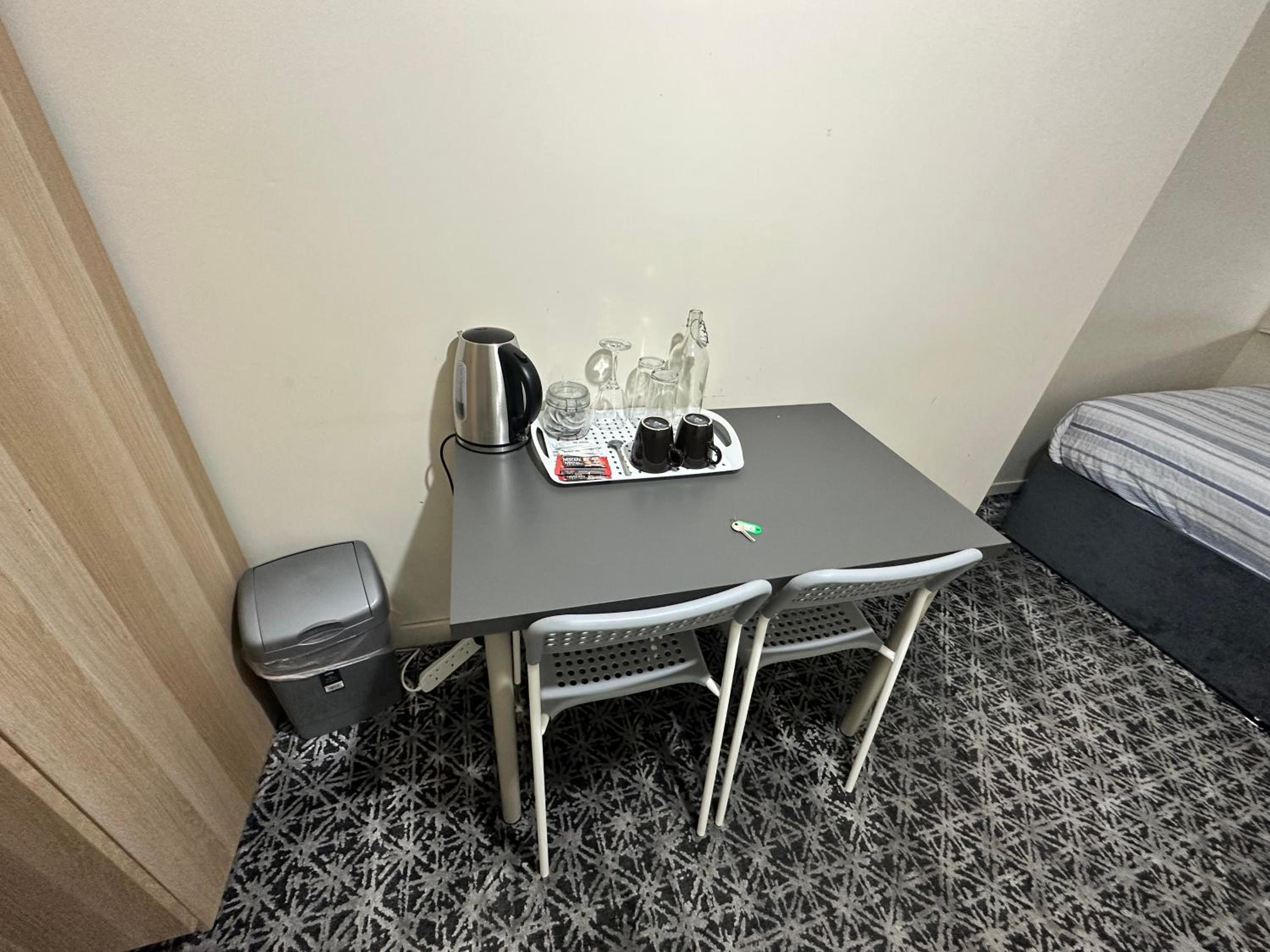 Budget Double Room photo 2