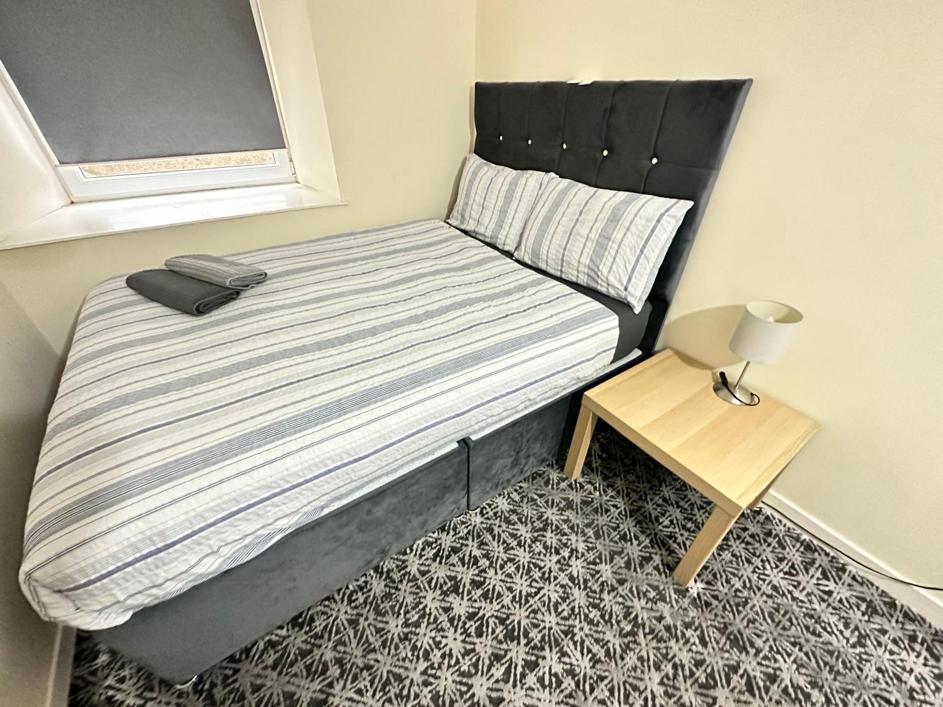 Budget Double Room photo 3