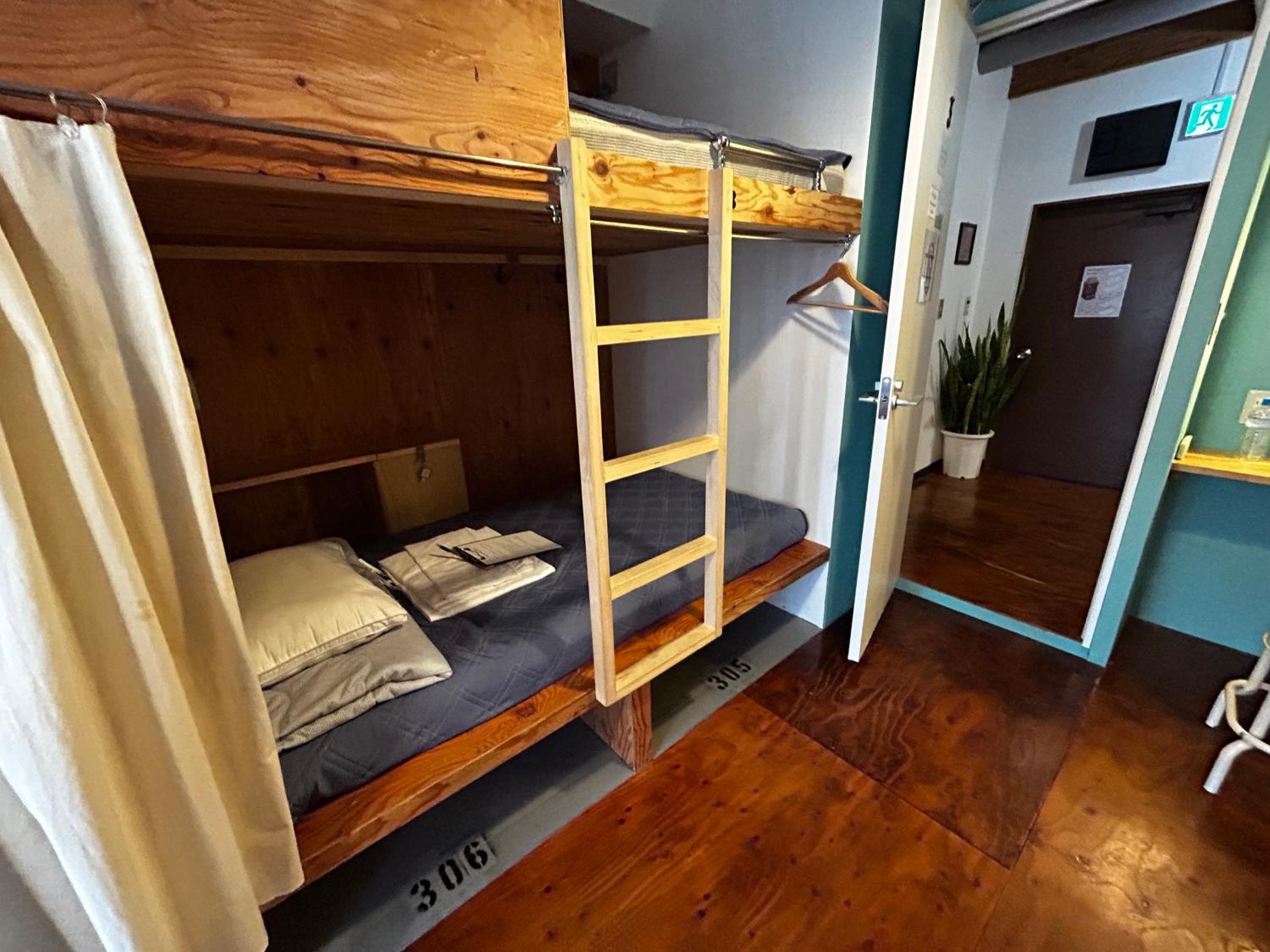 Bunk Bed in Female Dormitory Room   photo 1