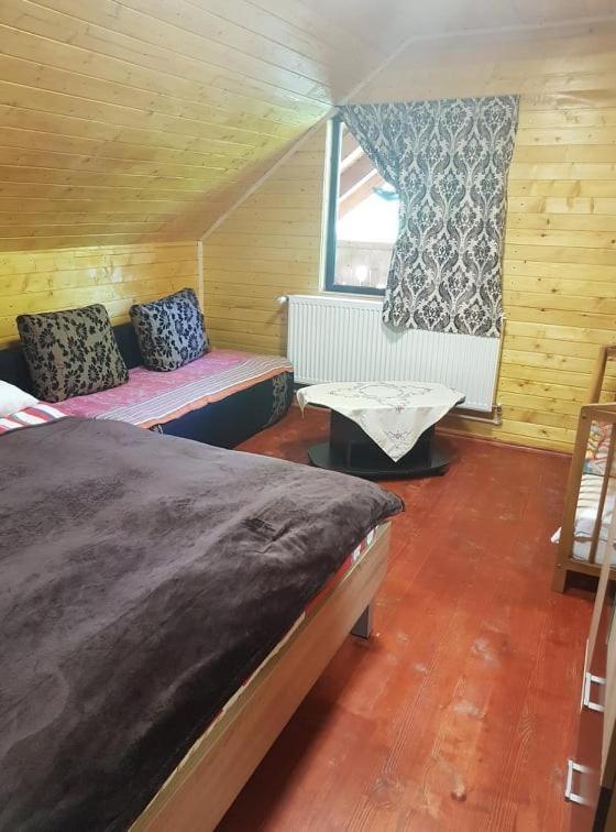 Quadruple Room with Mountain View - Photo 2