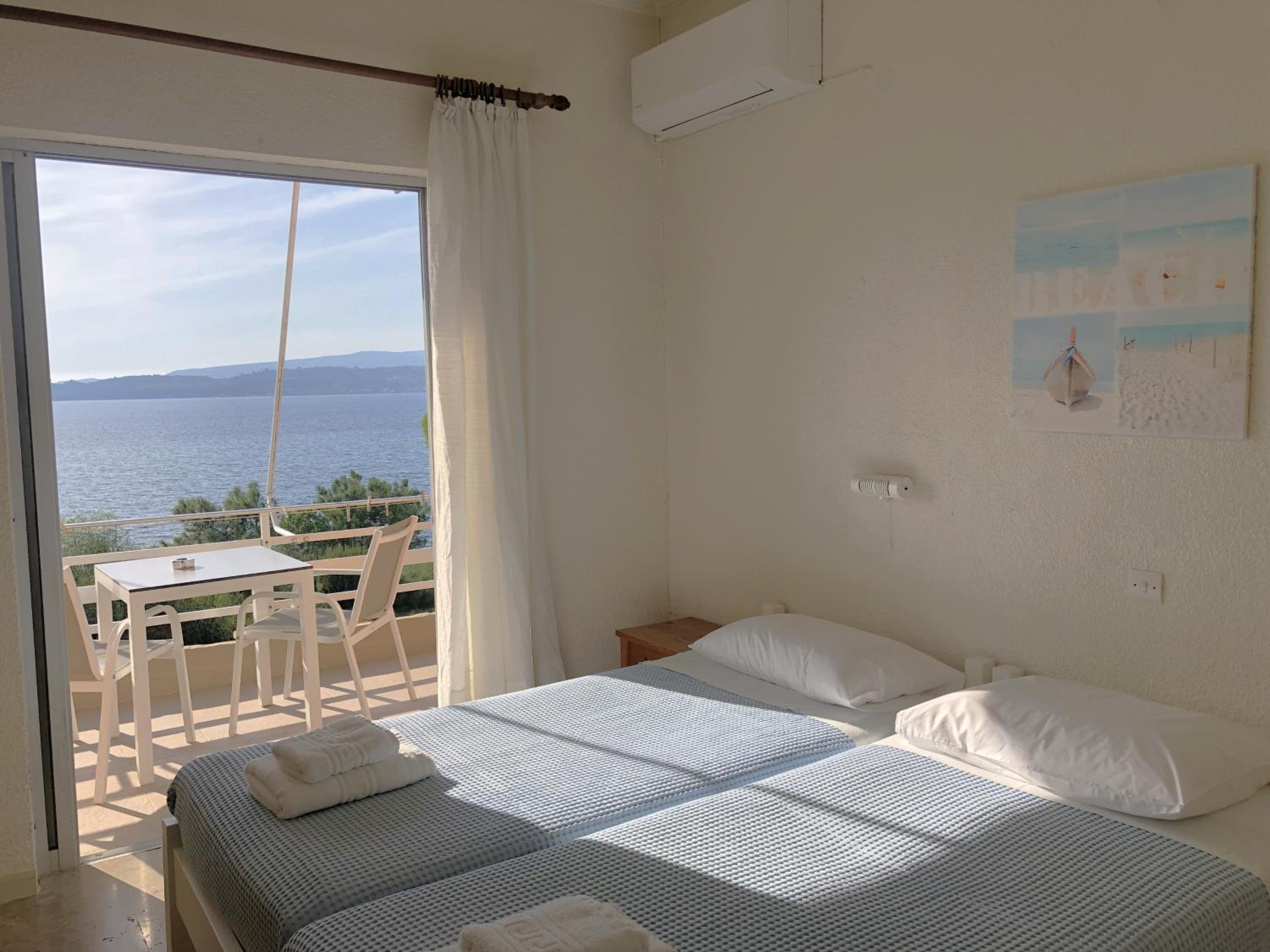 Studio with Sea View photo 1