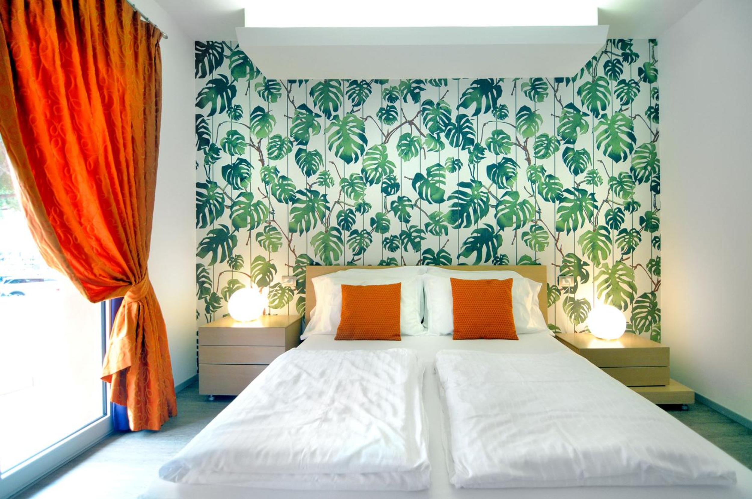 Quadruple Room with Balcony - Photo 3