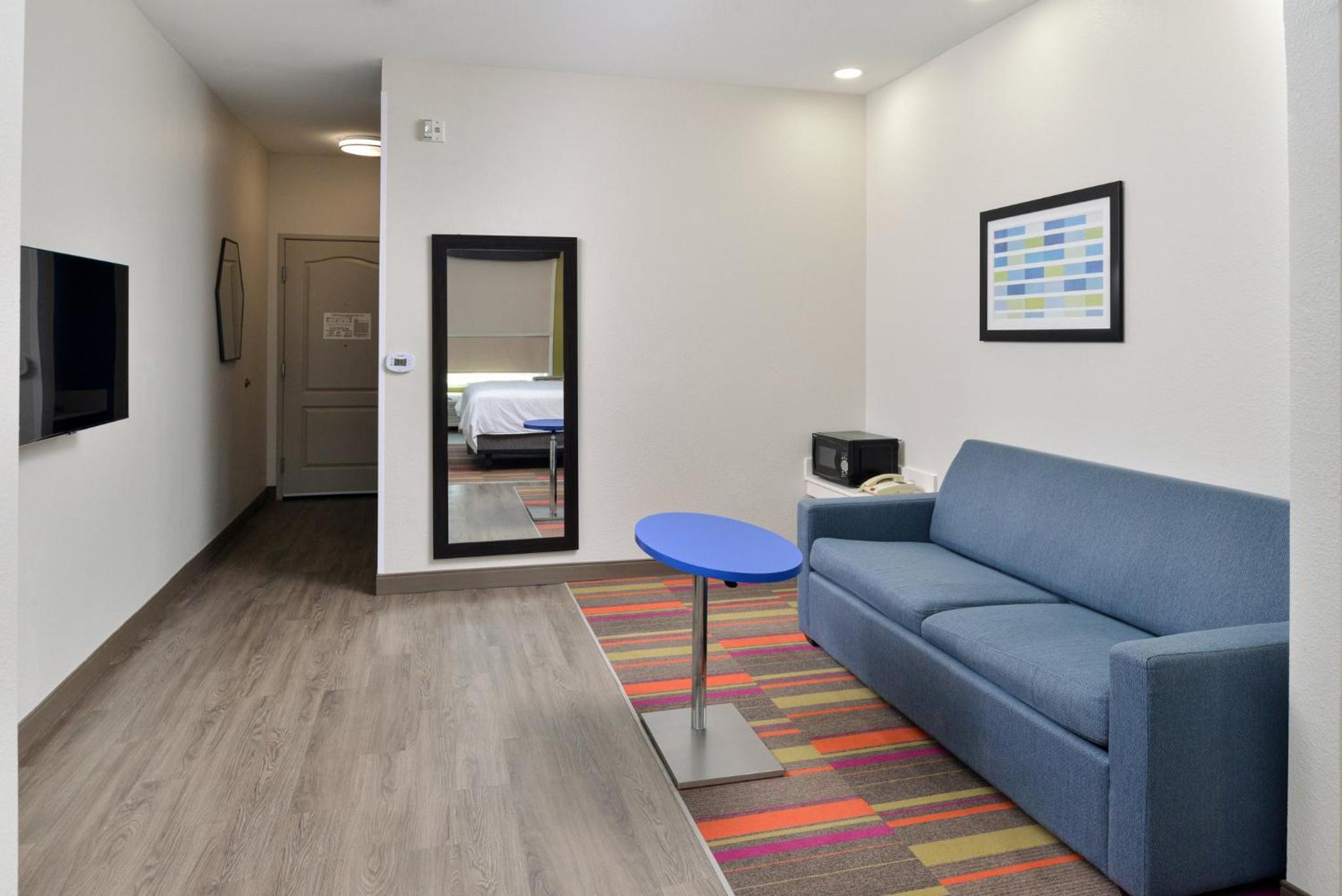 Deluxe King Room - Mobility Access - Photo 8