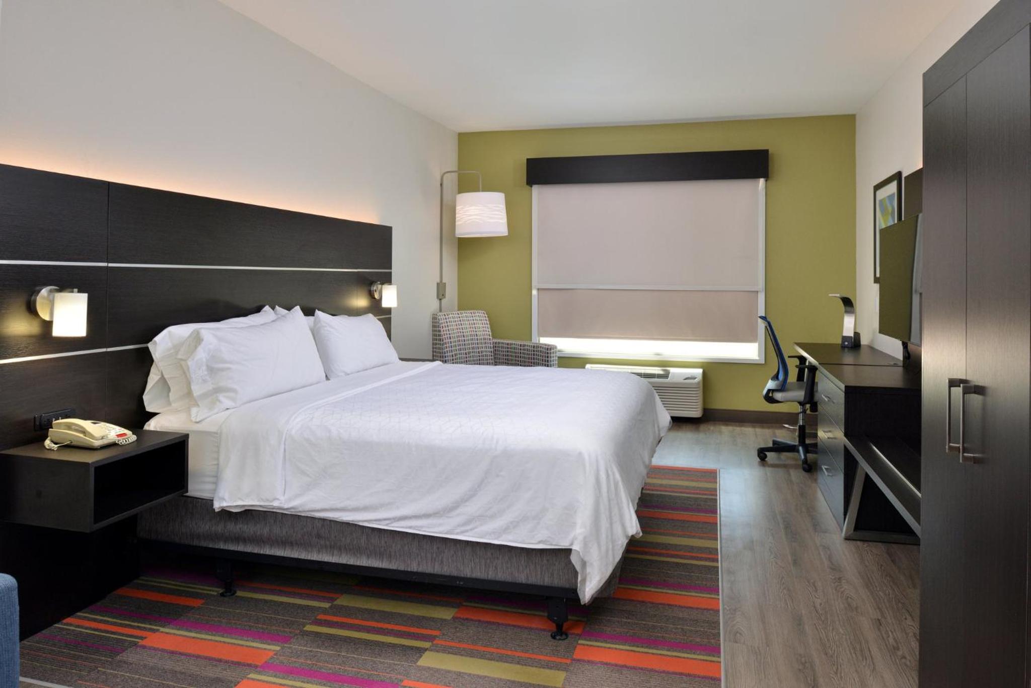 King Suite - Photo 10