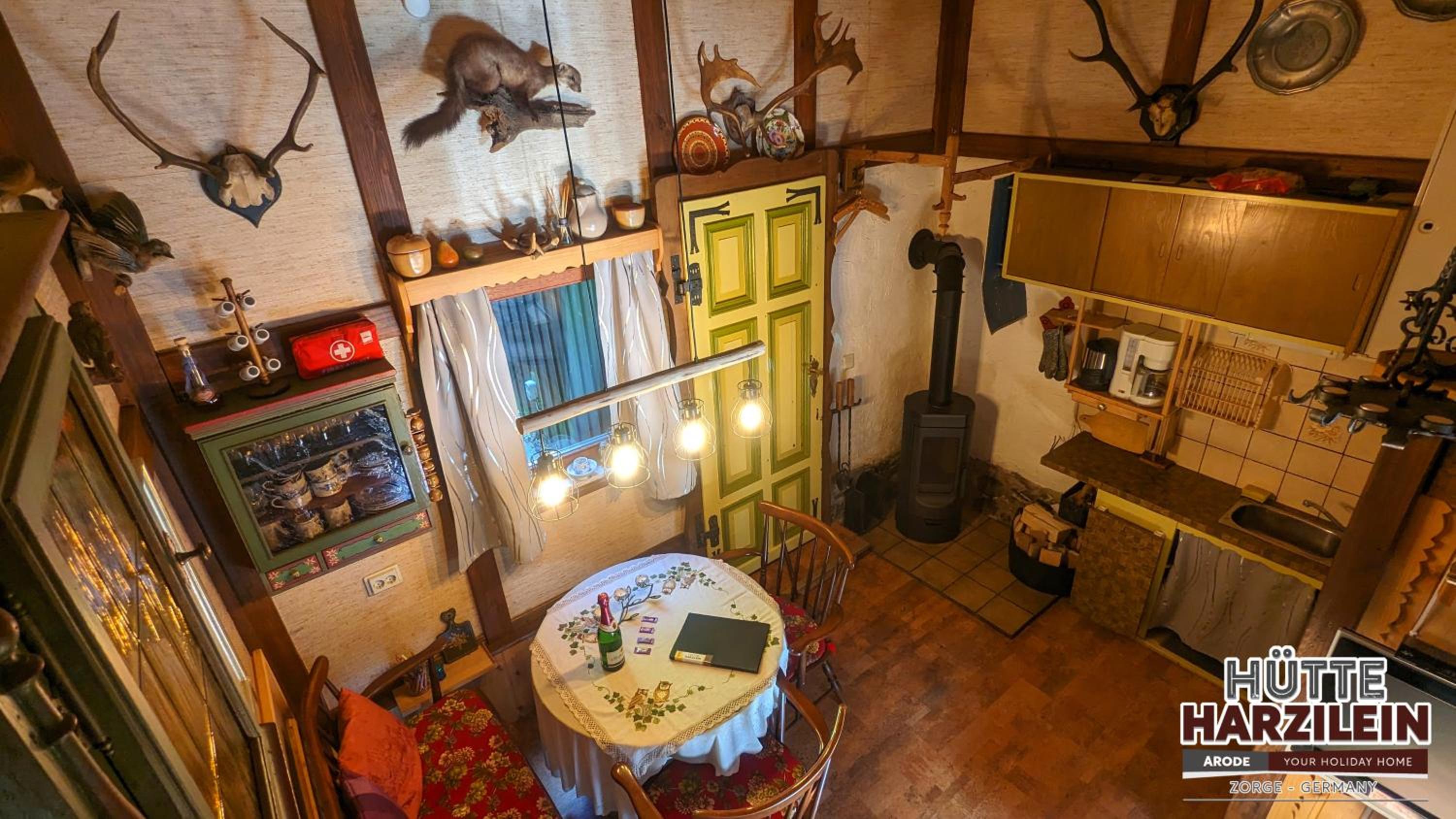 One-Bedroom House - Photo 30