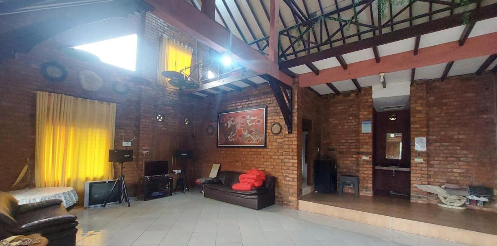 Villa photo 2