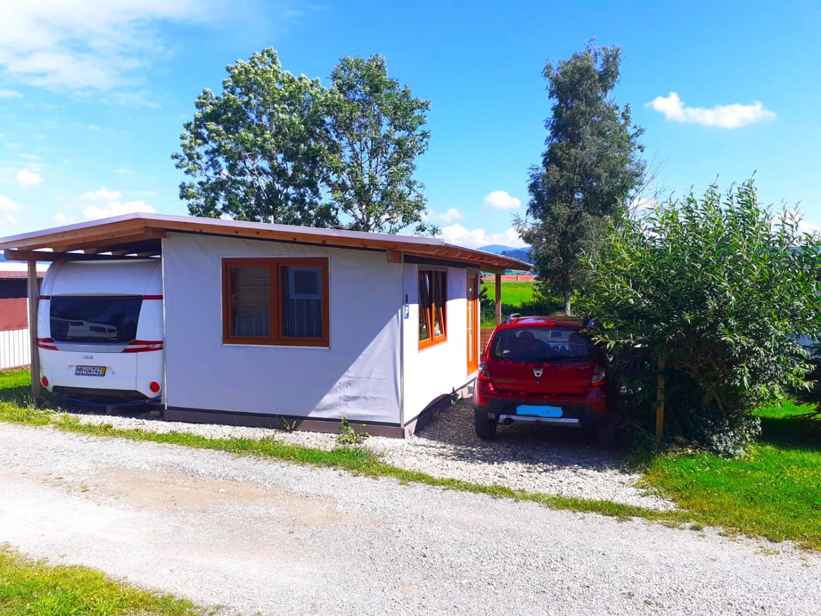 Caravan photo 2