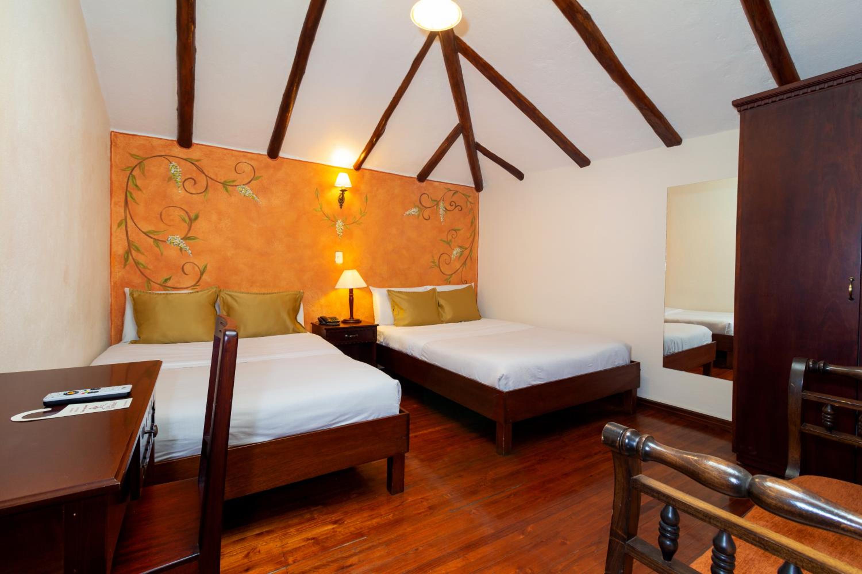 Economy Twin Room