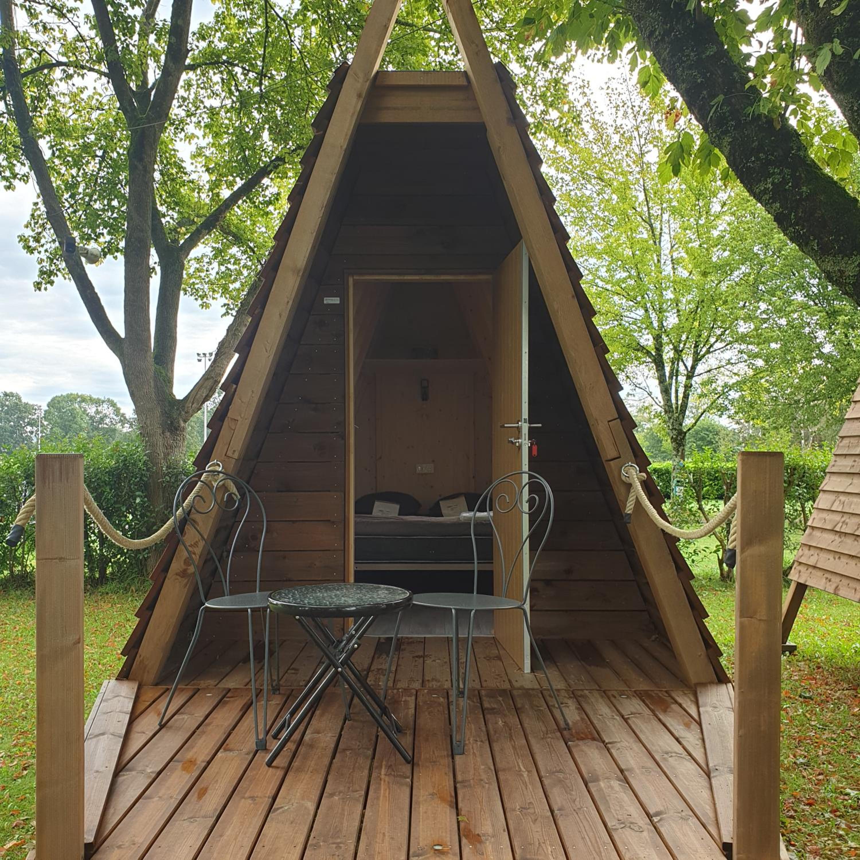 Tent - Photo 2