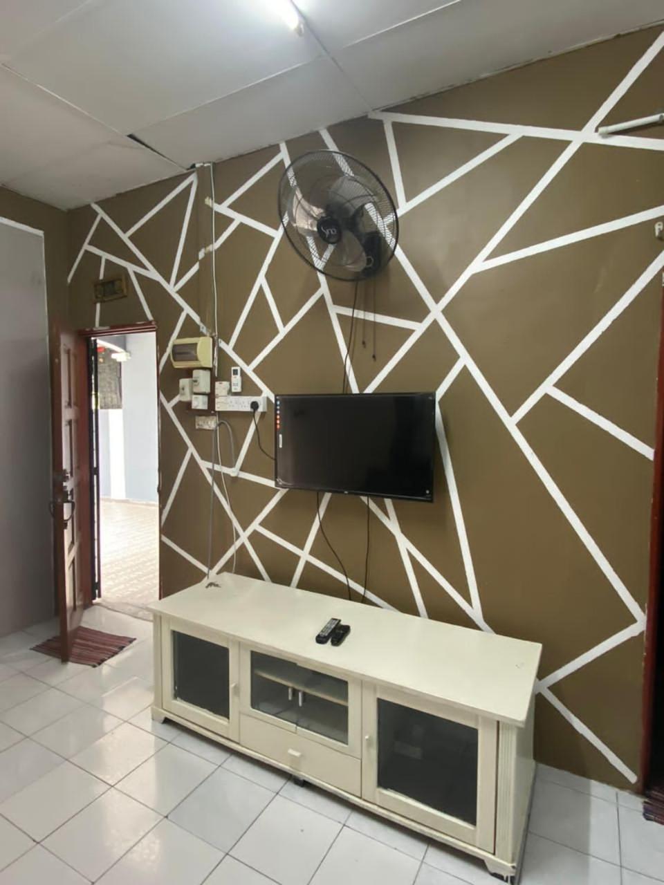 Two-Bedroom House photo 2