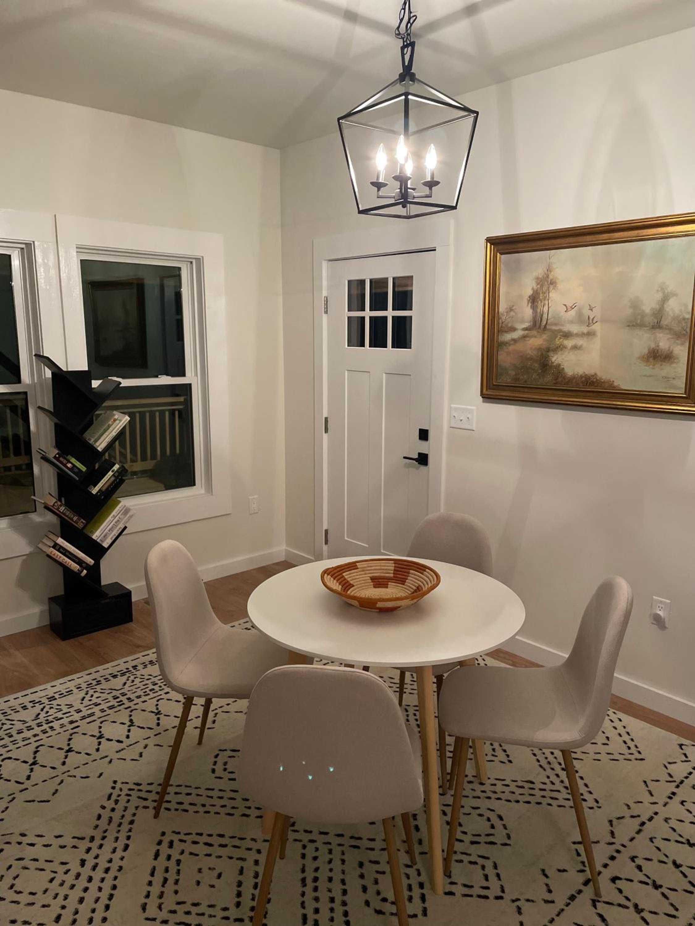 Three-Bedroom House photo 2