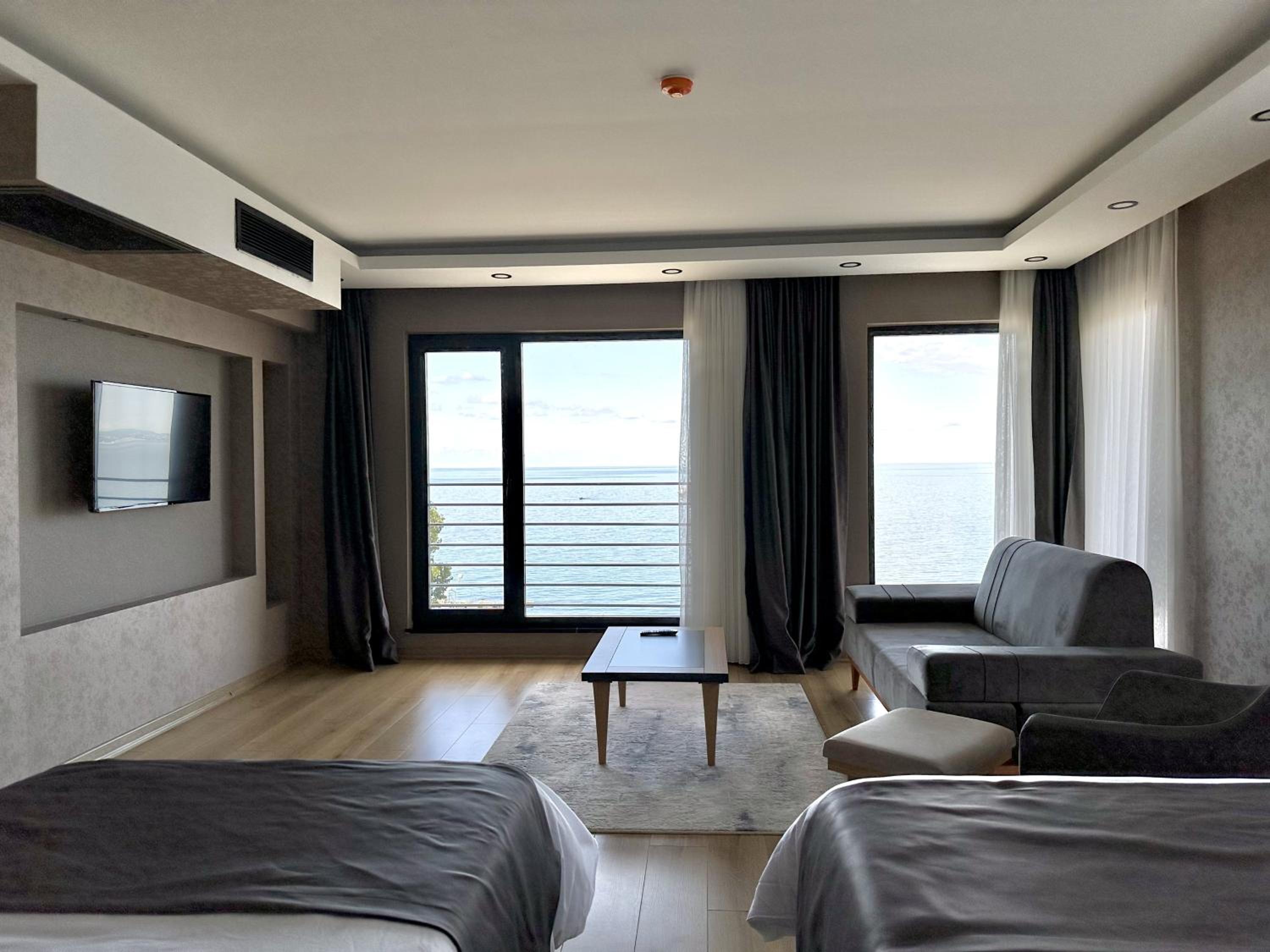 Family Suite - Photo 15