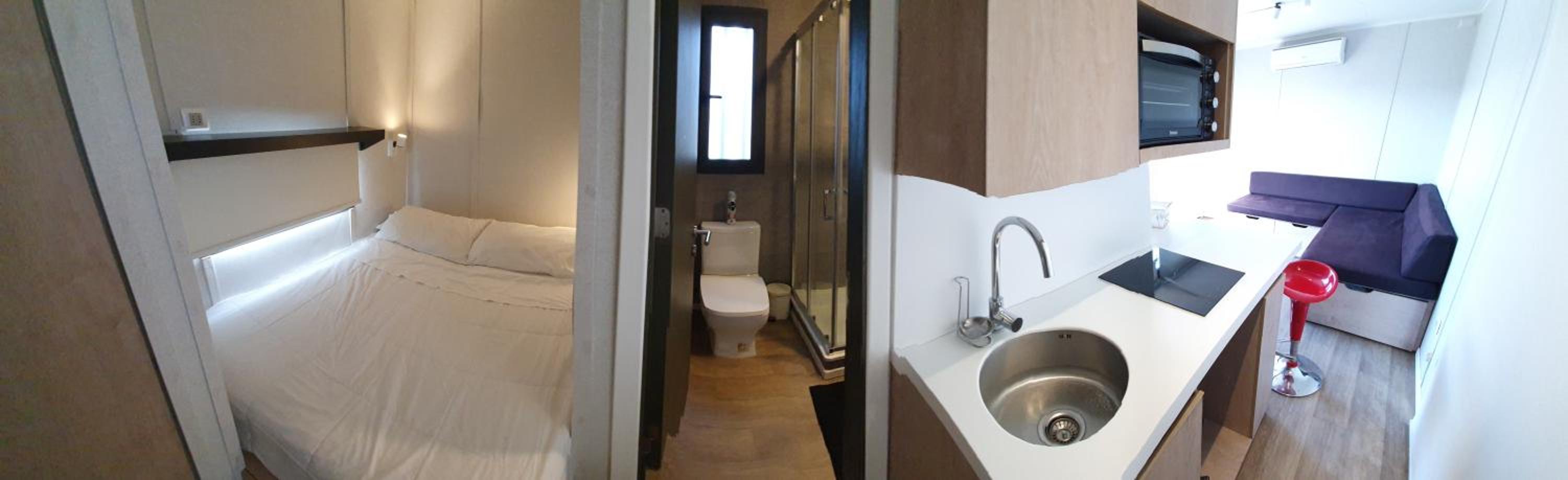One-Bedroom House photo 1