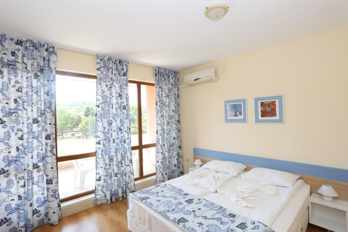 One-Bedroom Apartment with Balcony - Photo 6