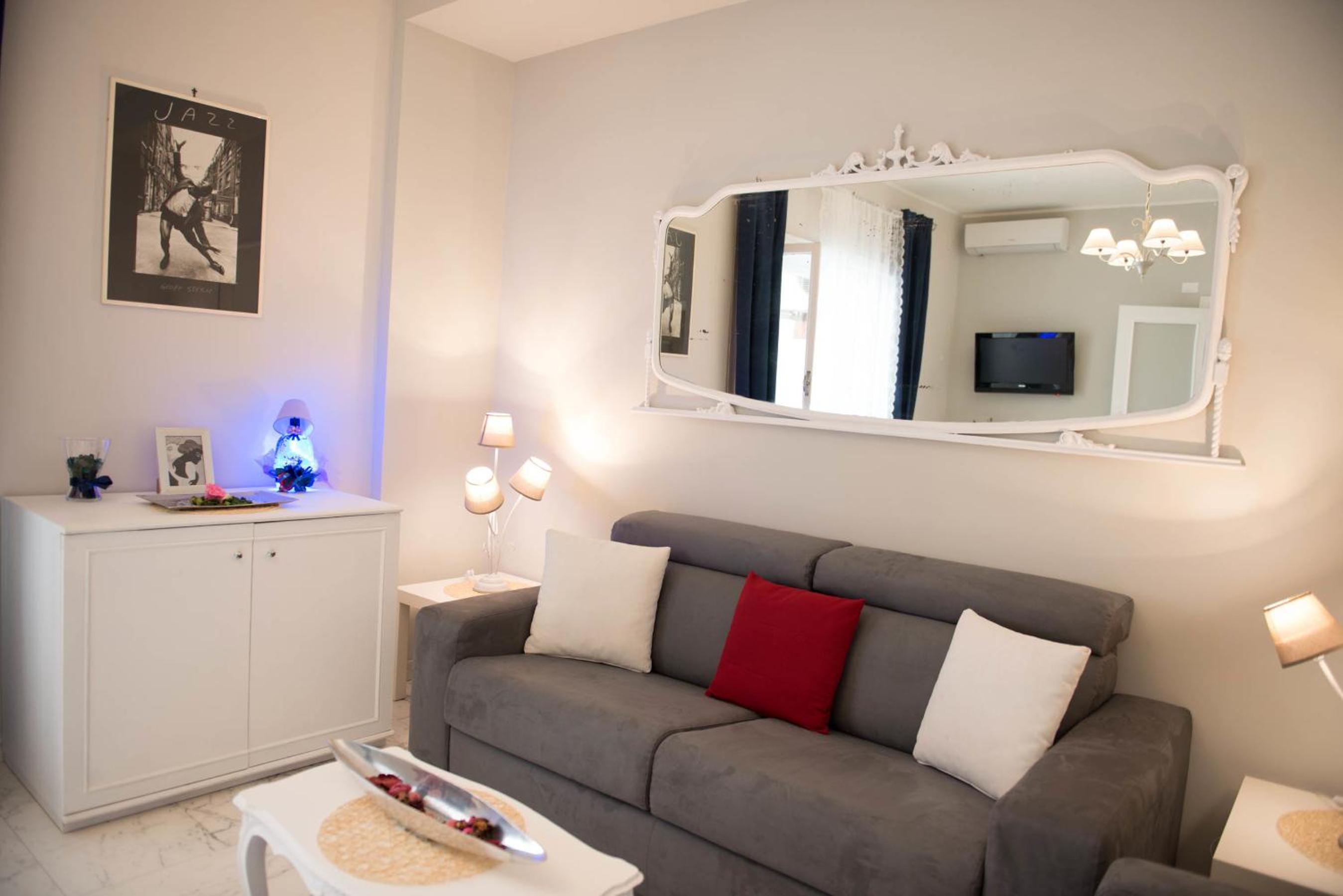 Double Room with Balcony photo 2