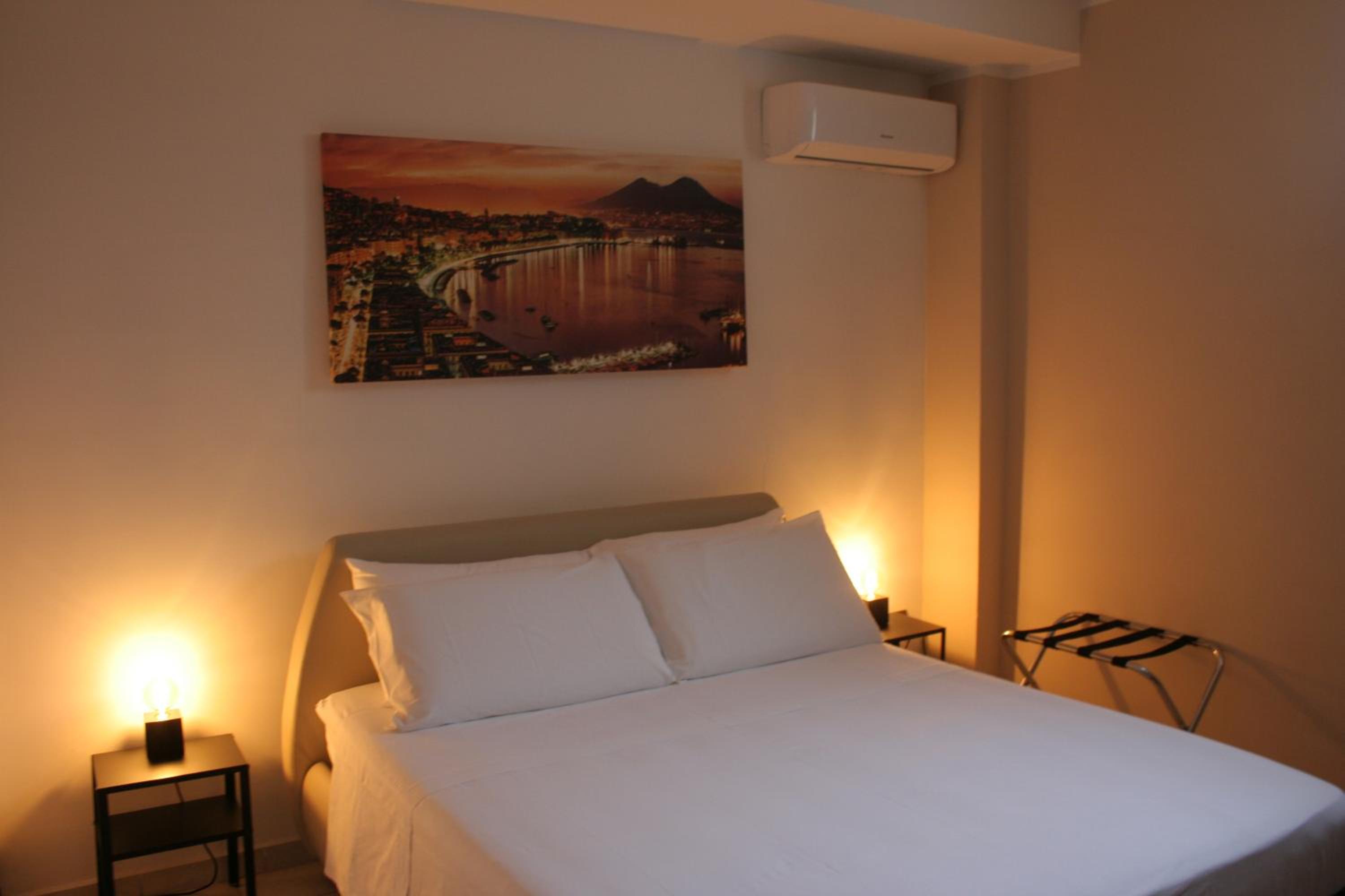 Deluxe Room (2 Adults + 1 Child)