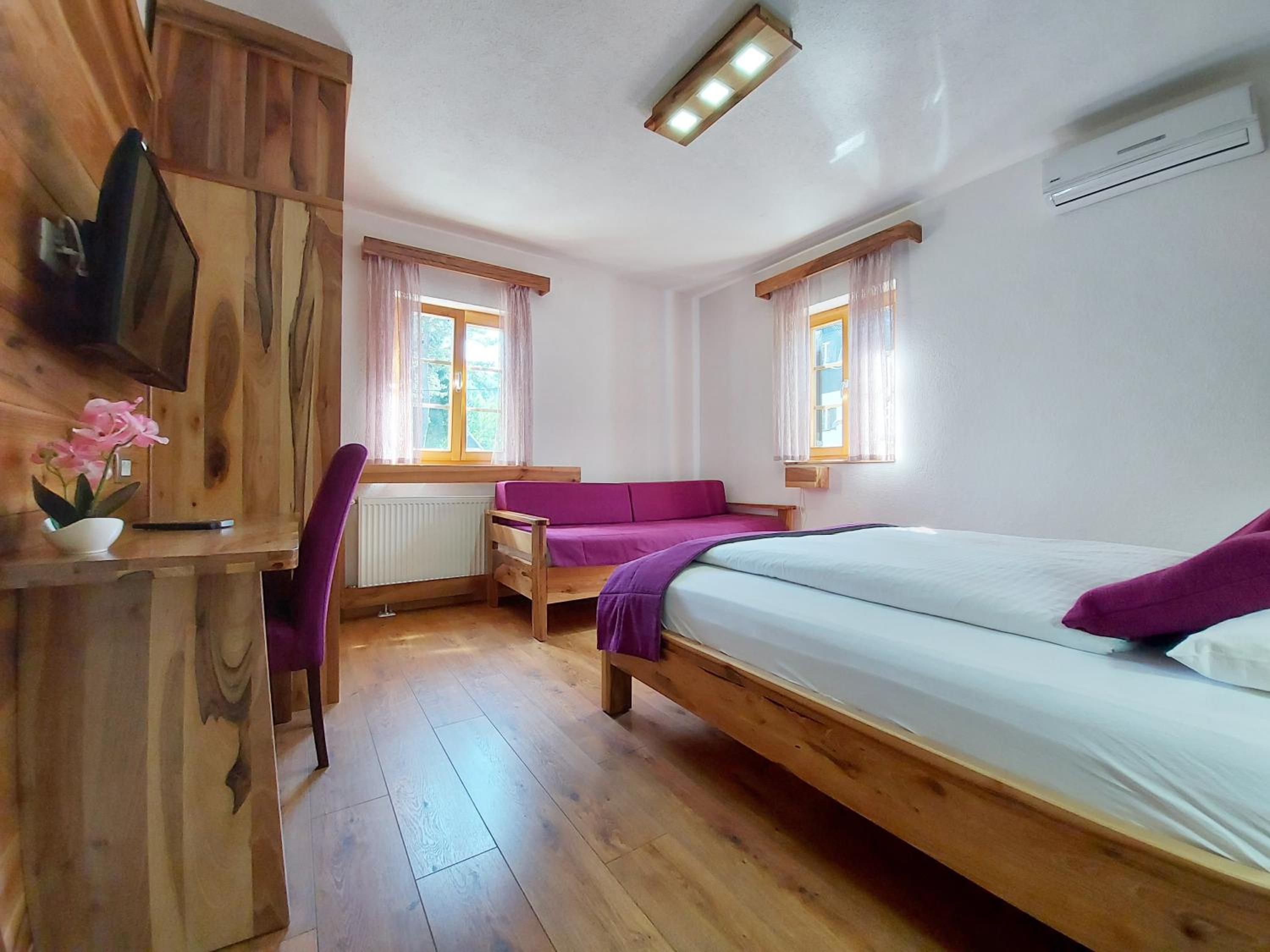Superior Triple Room photo 3