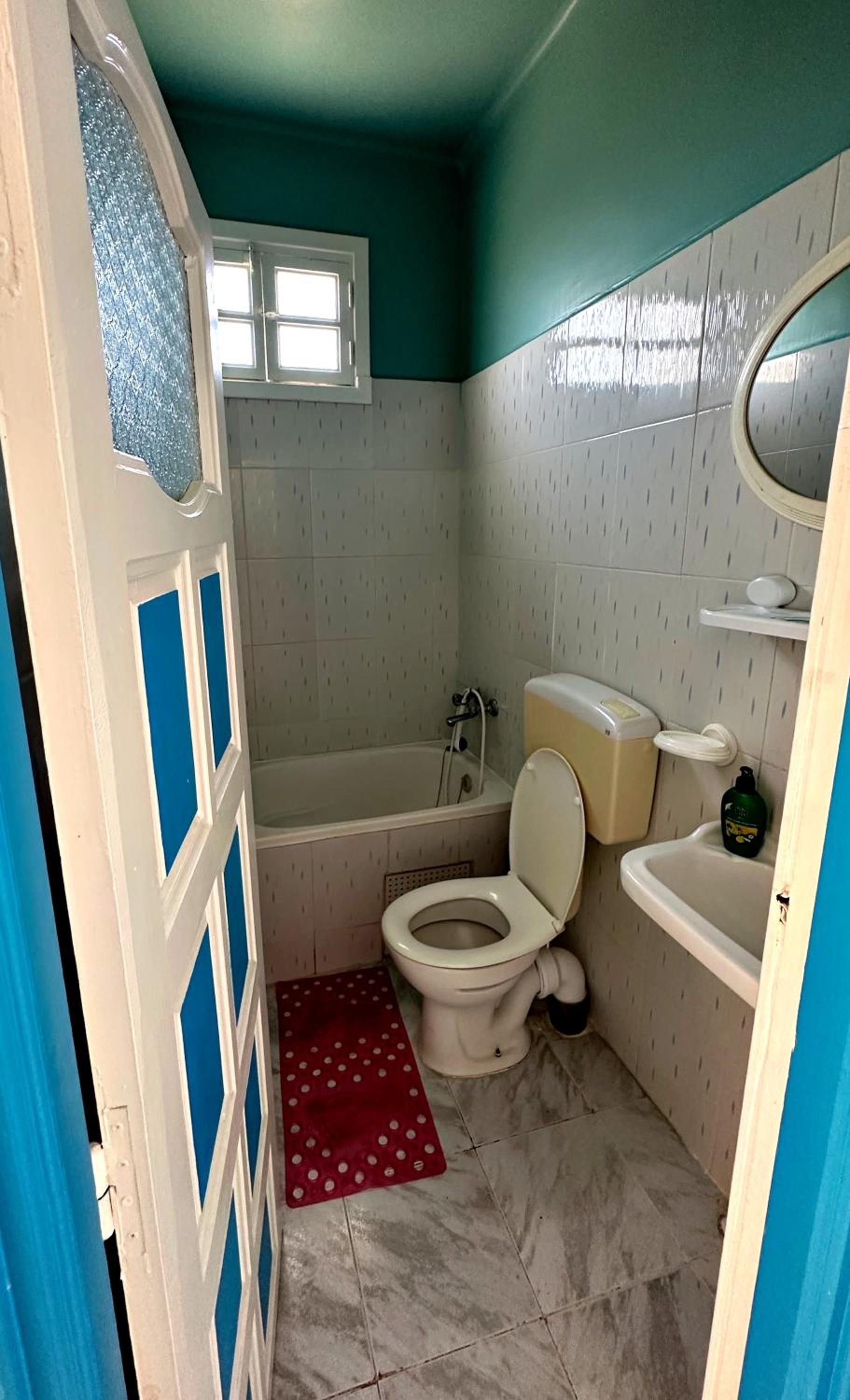 Triple Room with Private Bathroom photo 3