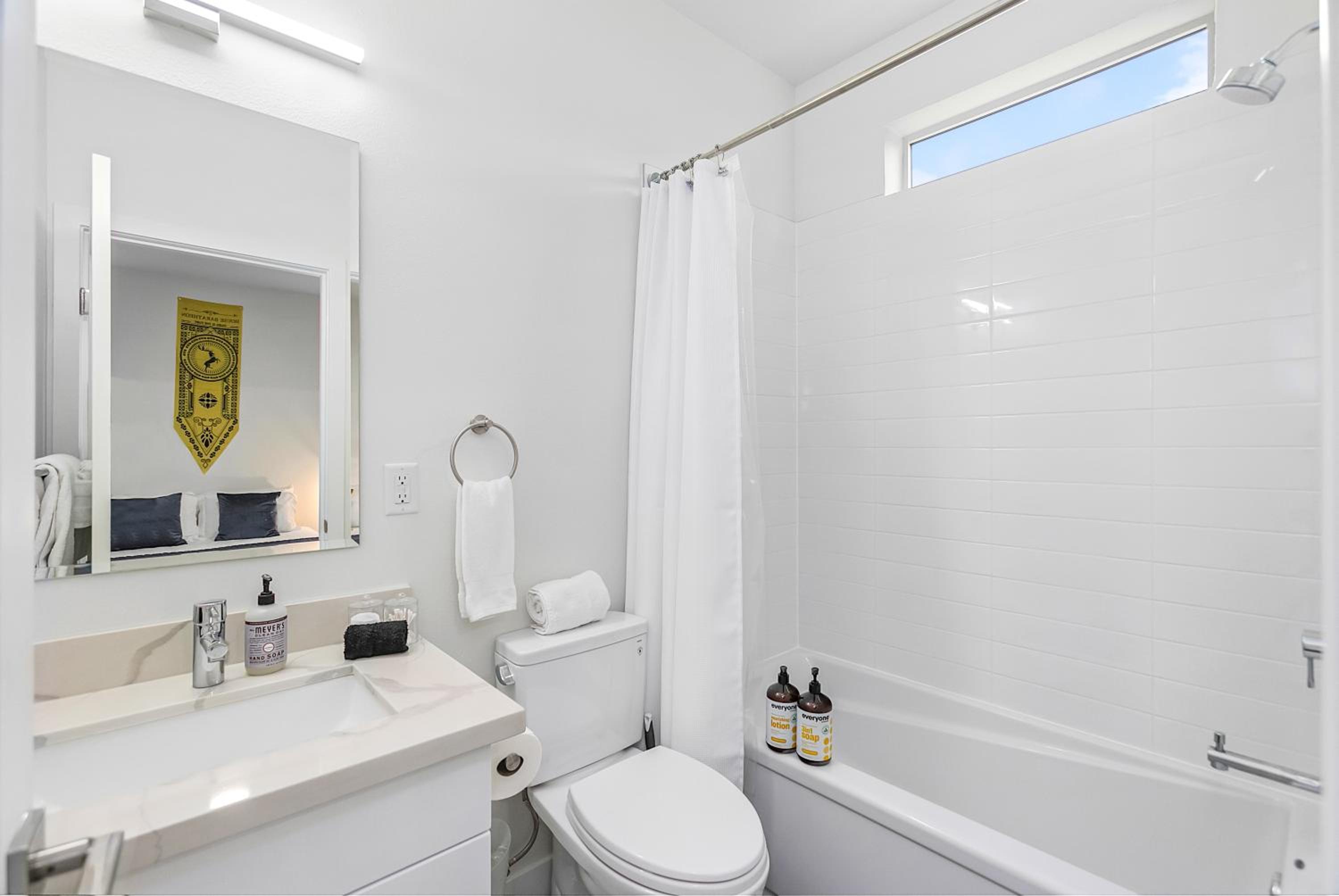 Double Room - Photo 8