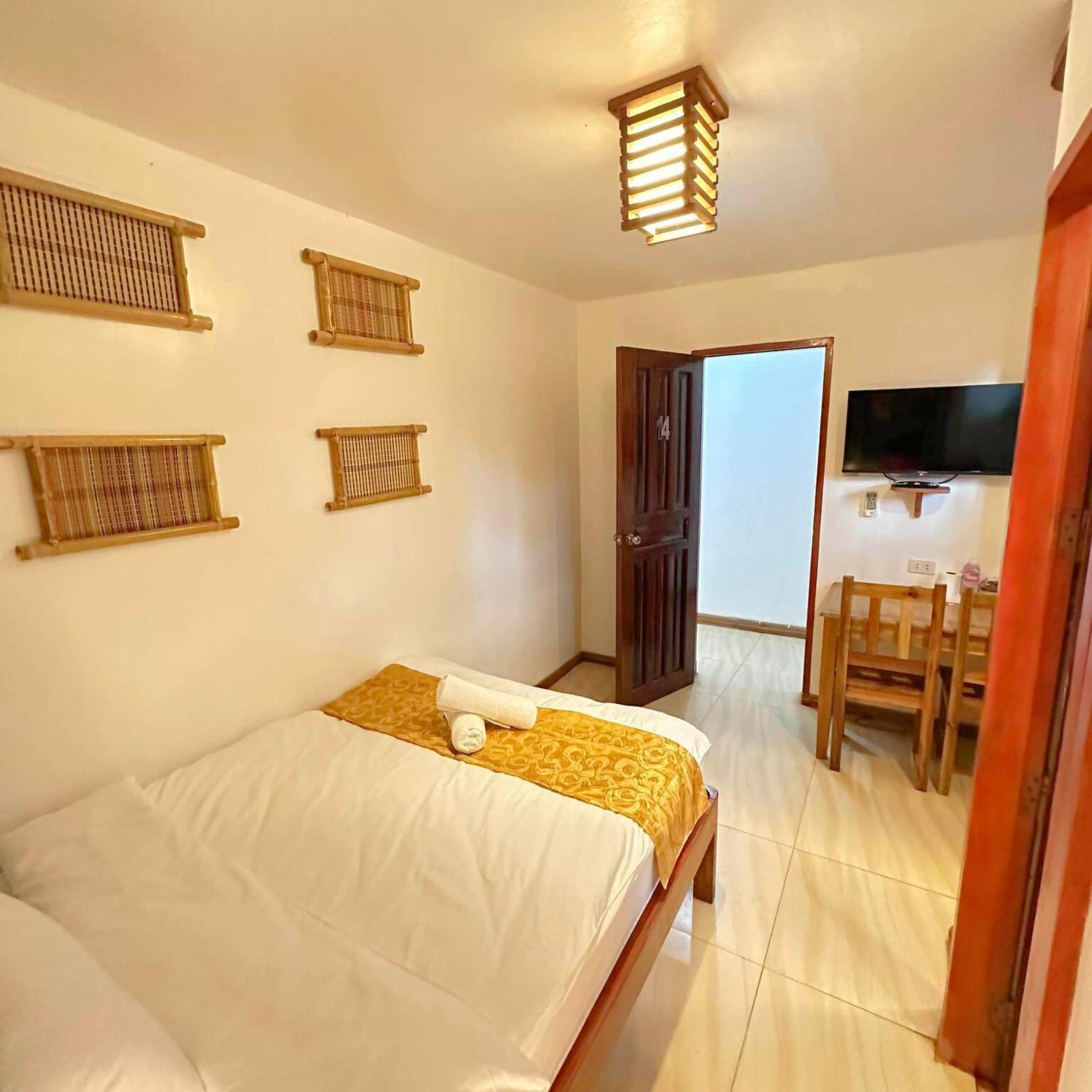 Deluxe Double Room - Photo 3