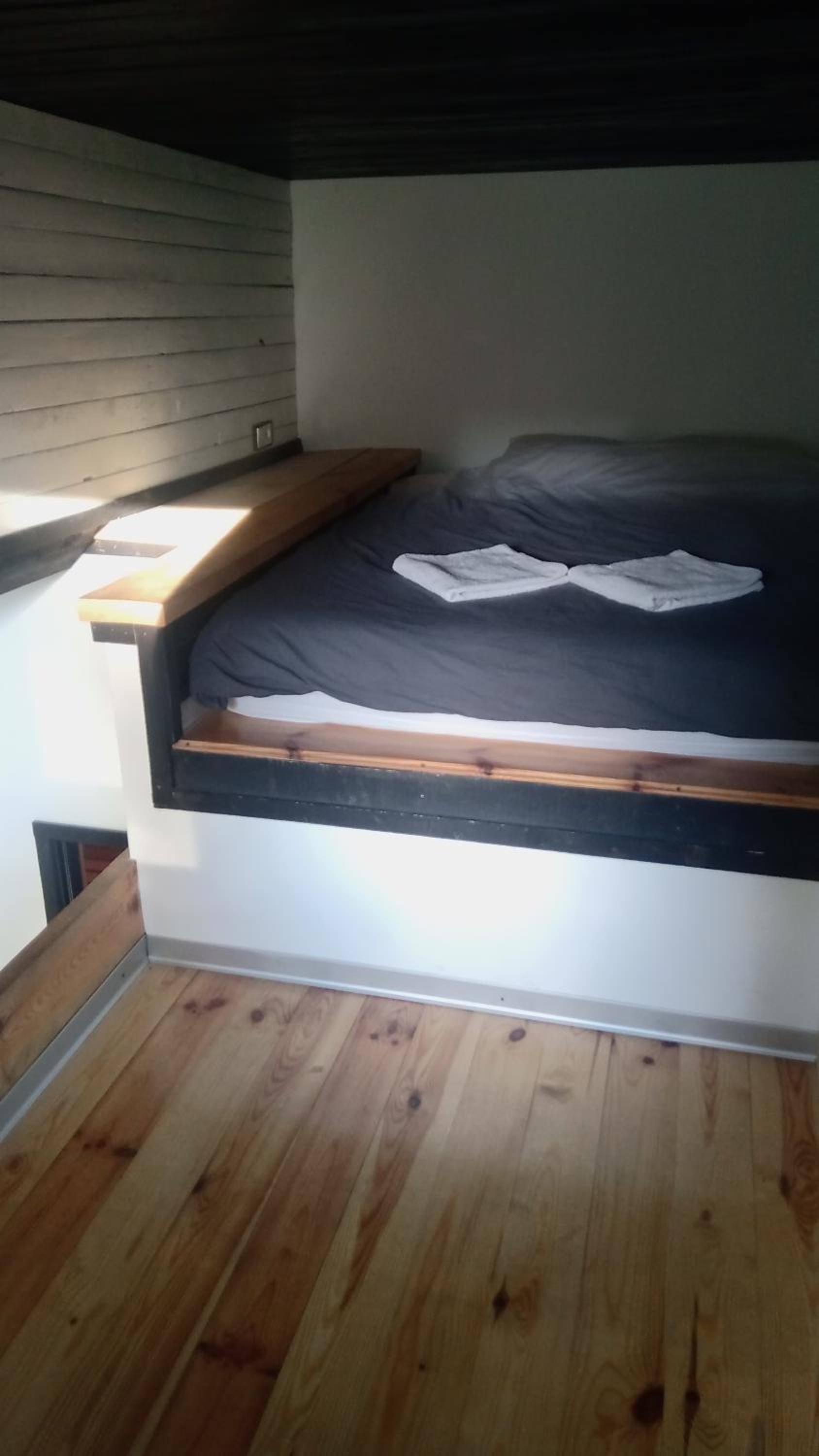 One-Bedroom House - Photo 12
