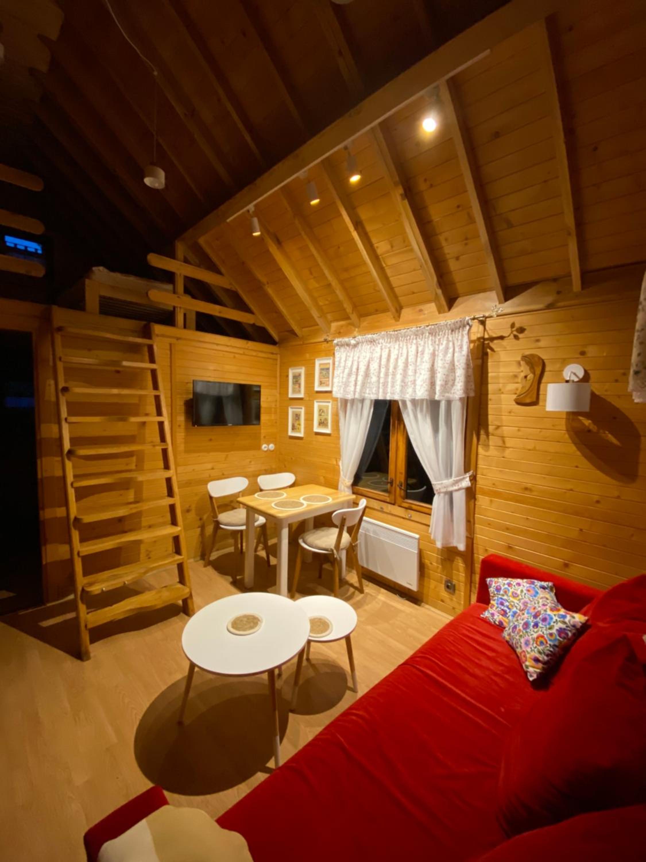 Apartment - Photo 12