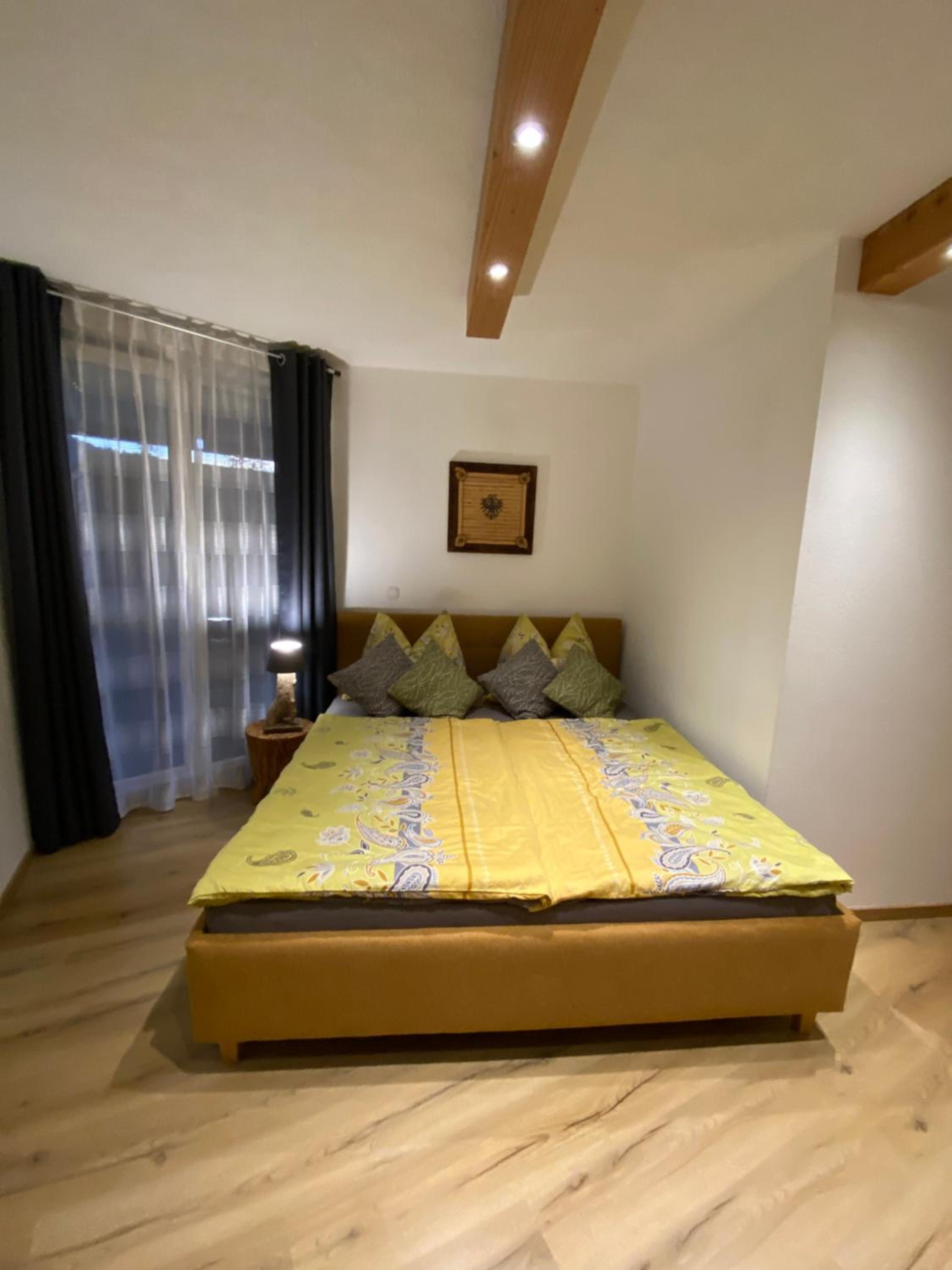 Apartment with Mountain View photo 1