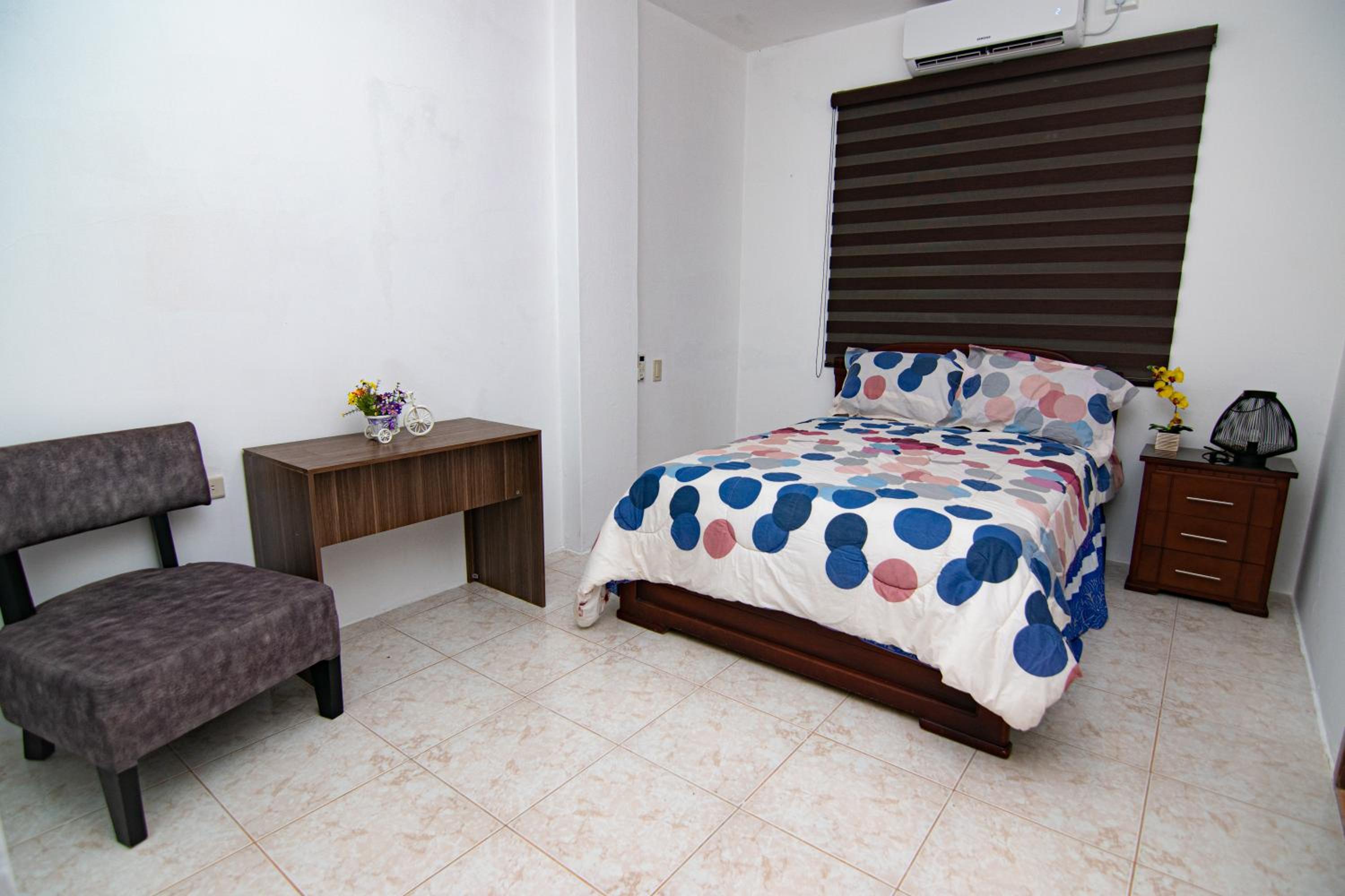 Double Room with Private Bathroom photo 1