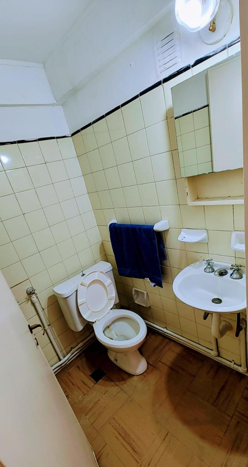 One-Bedroom Apartment photo 3