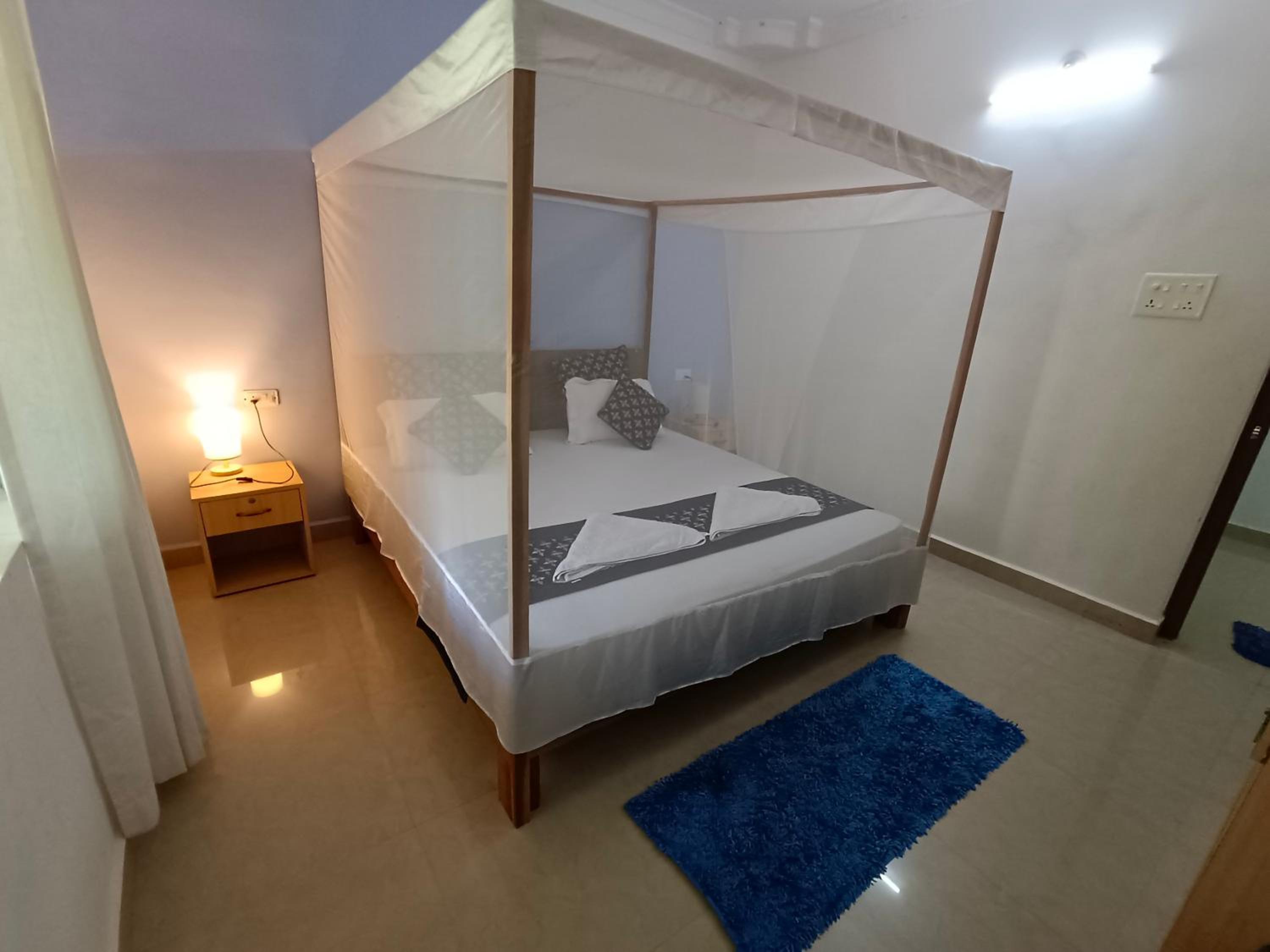 Deluxe Double Room (2 Adults + 1 Child)
