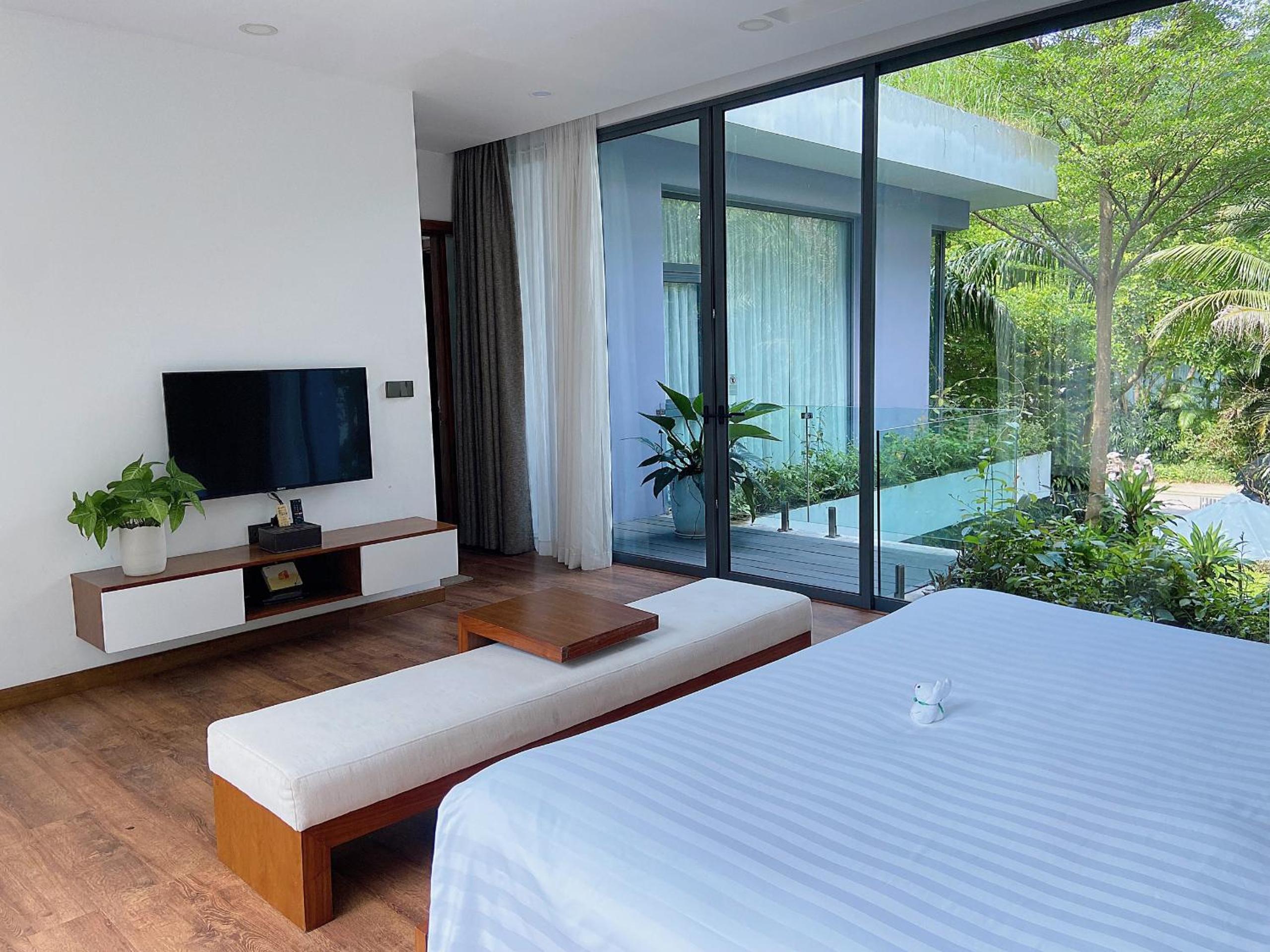 Two-Bedroom House photo 1