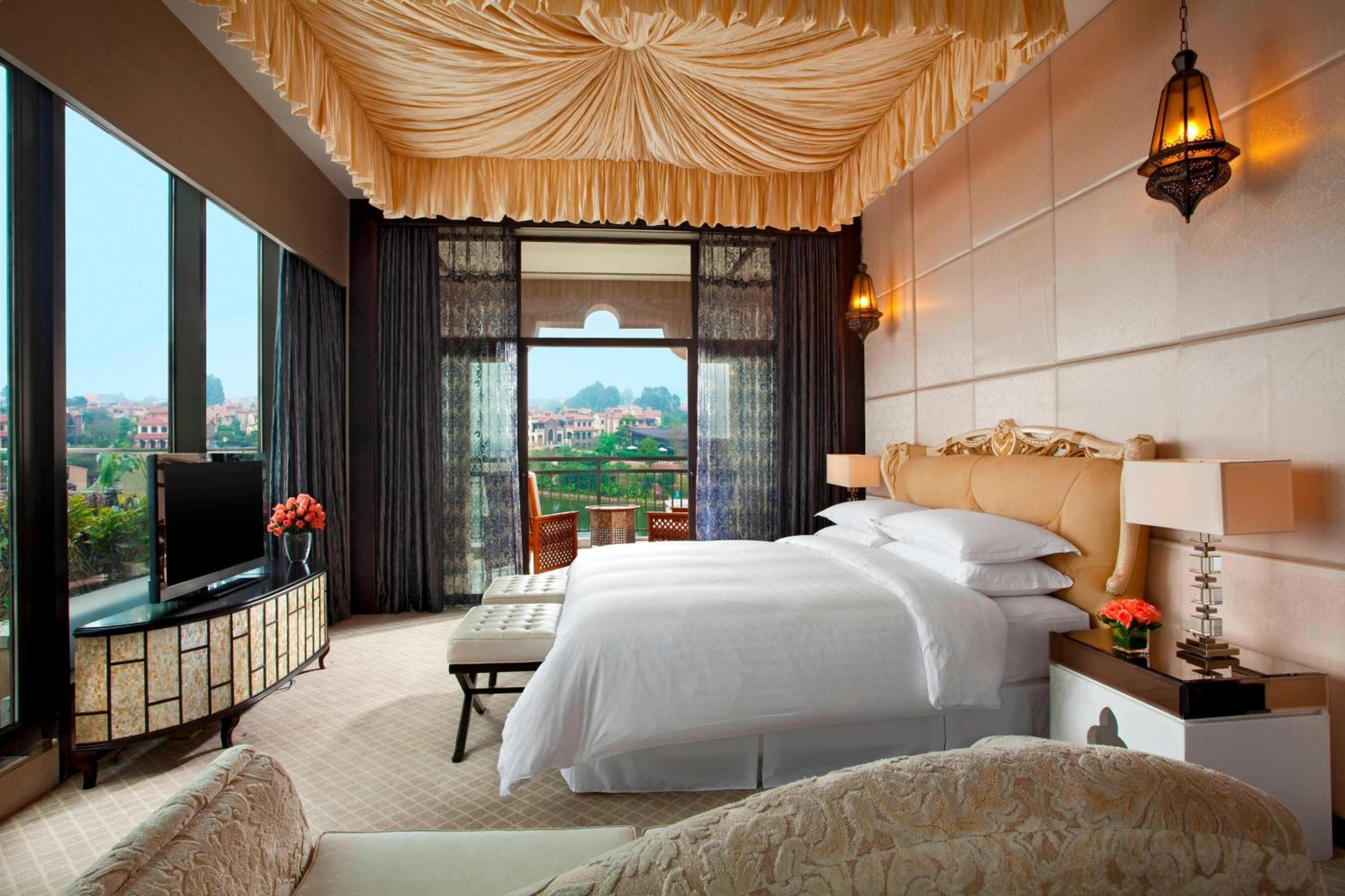 2 Bedroom Presidential Suite, Lake view, Balcony