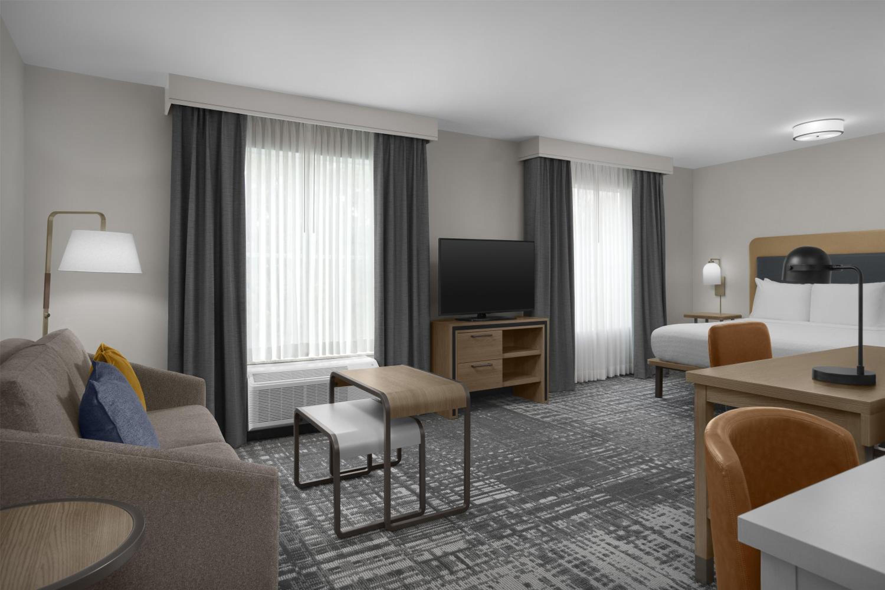 Premium King Studio Suite - Non-Smoking