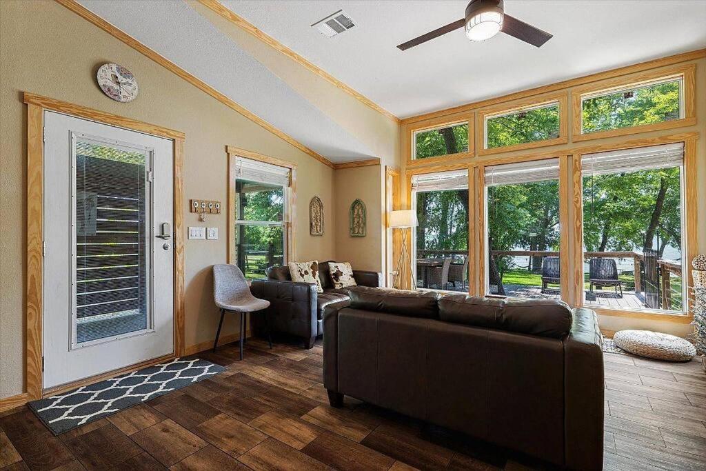 Two-Bedroom House photo 1