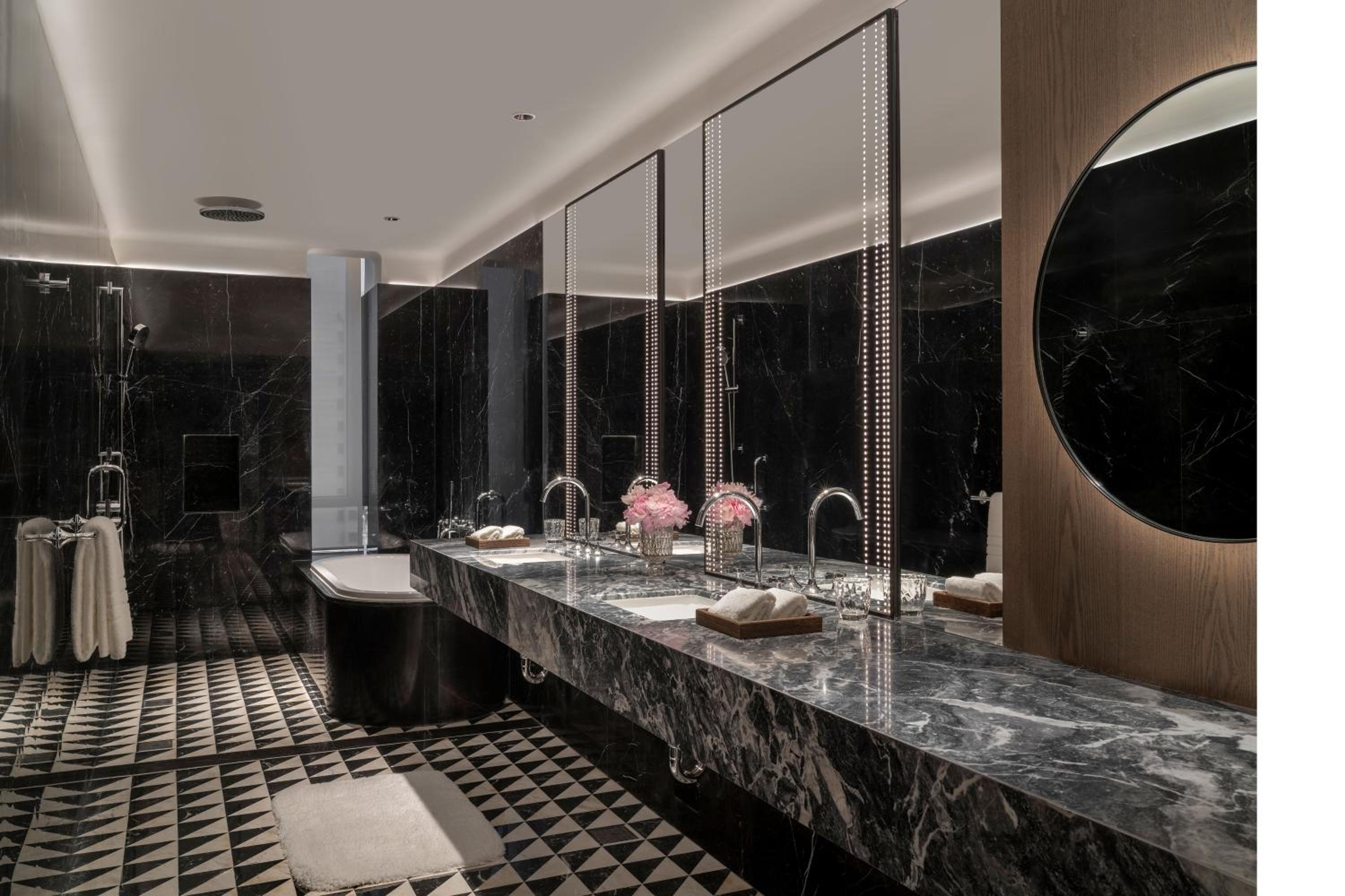Premium Executive Queen Room with Two Queen Beds
