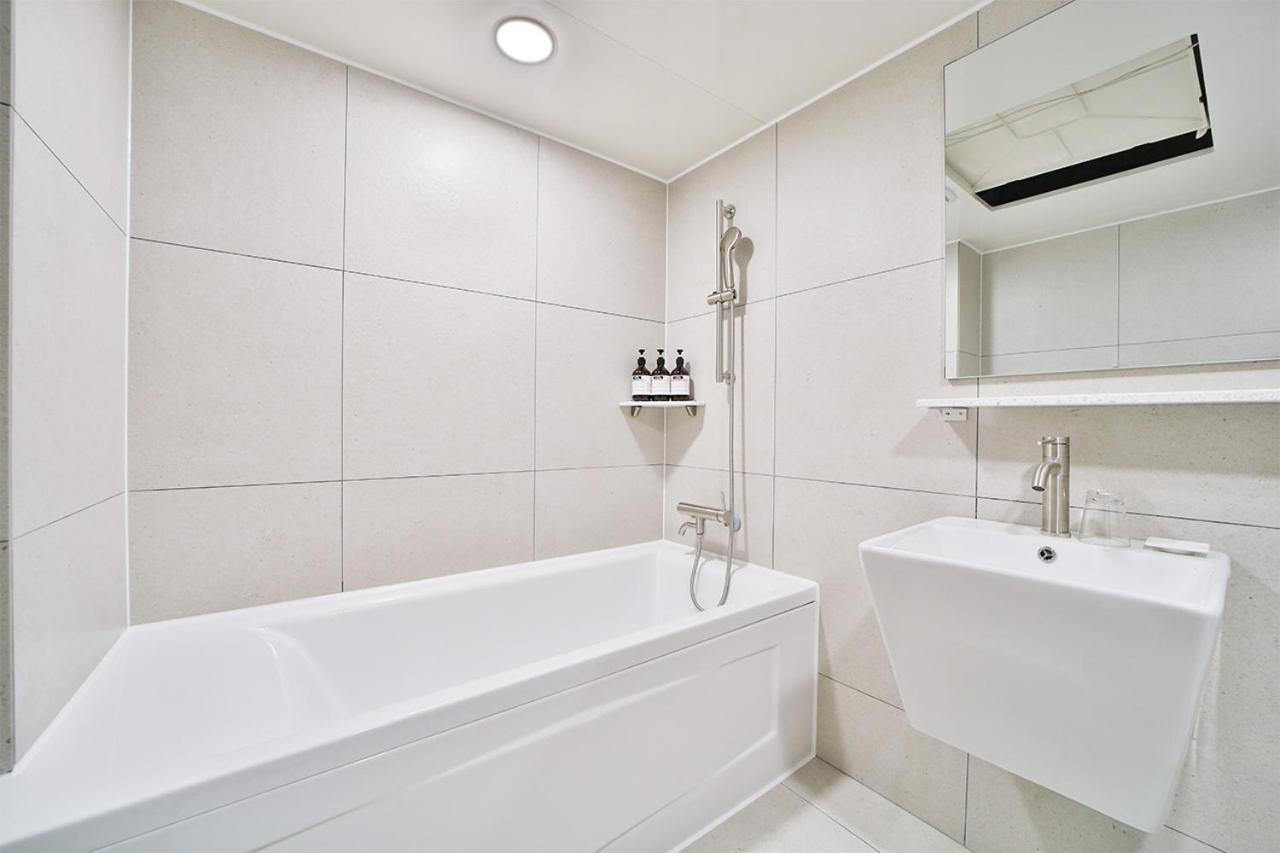 Deluxe Double Room - Photo 5