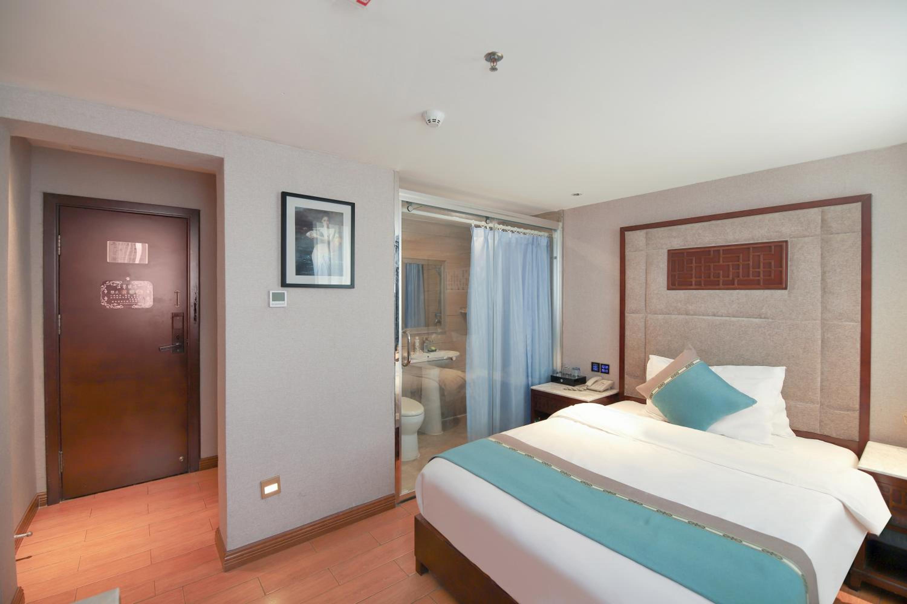 Fashion Queen Room photo 2