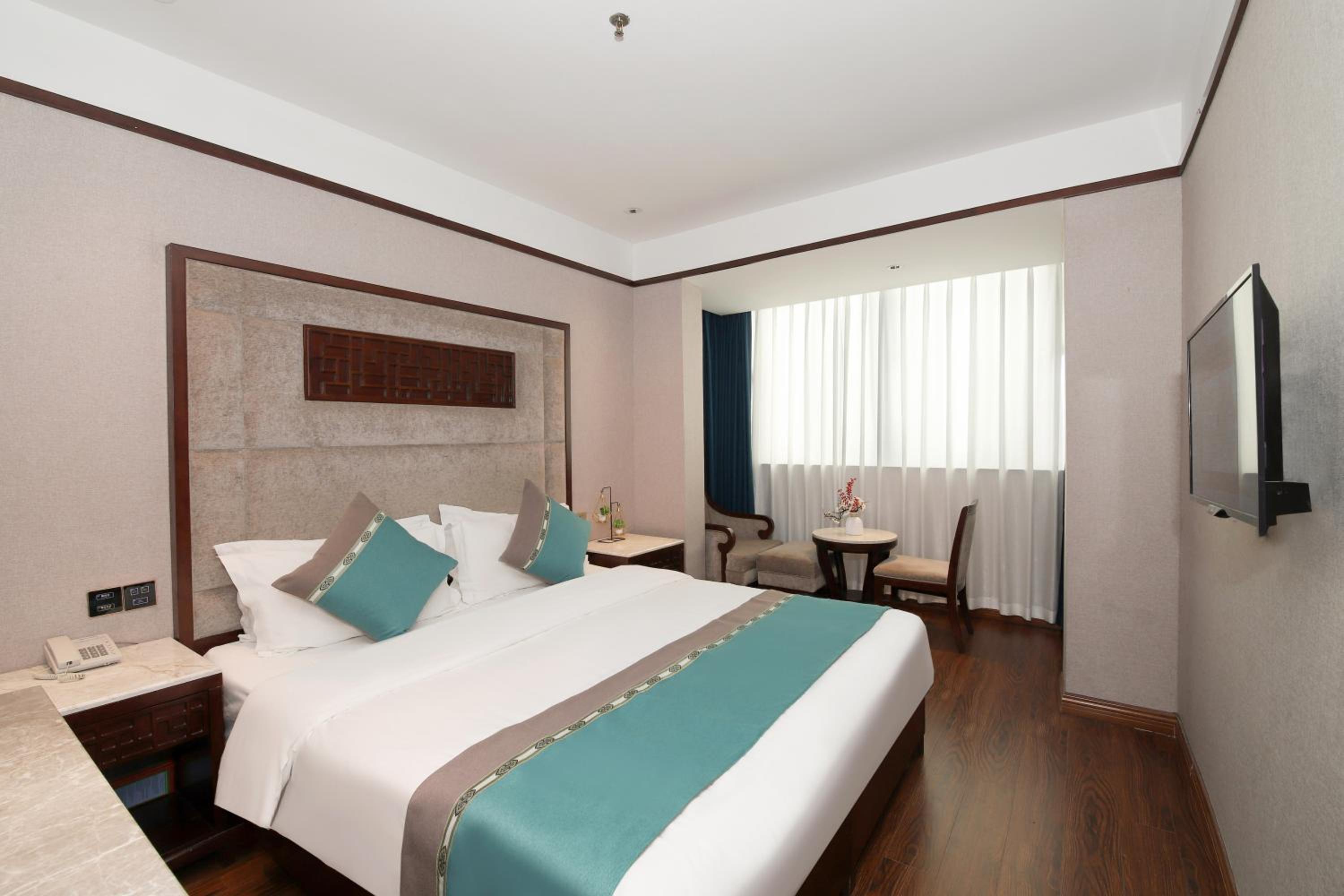 Deluxe Double Room photo 3