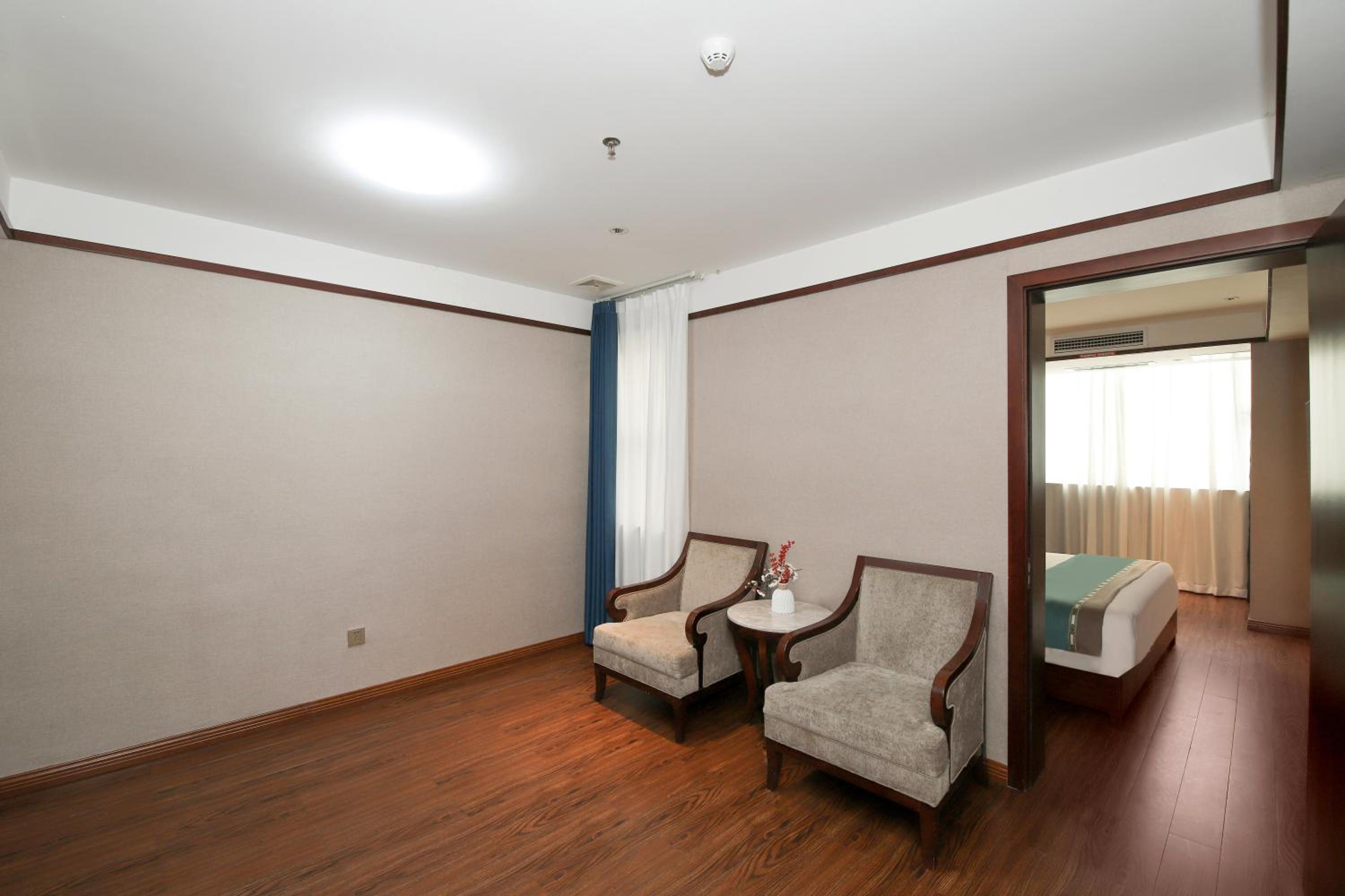 Budget Double Room photo 1