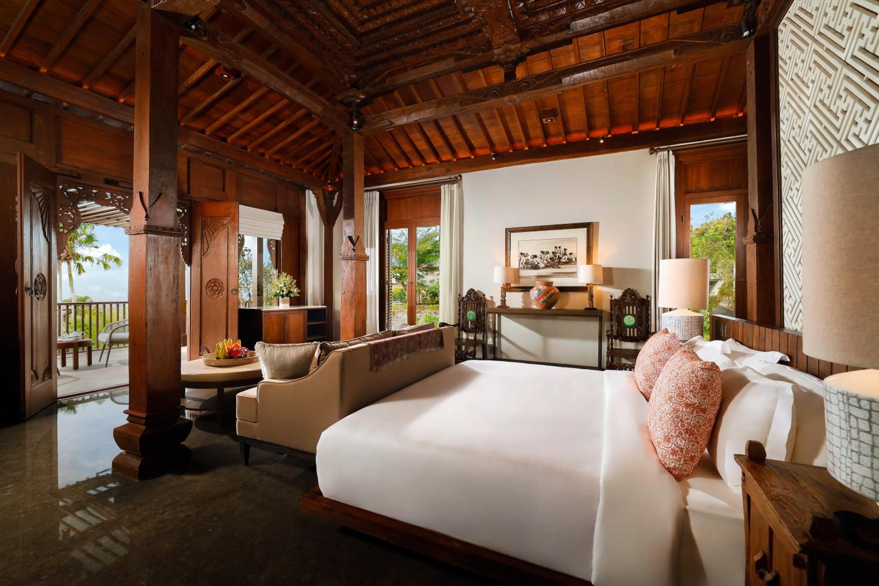 Six-Bedroom Villa With Private Pool  - Photo 17